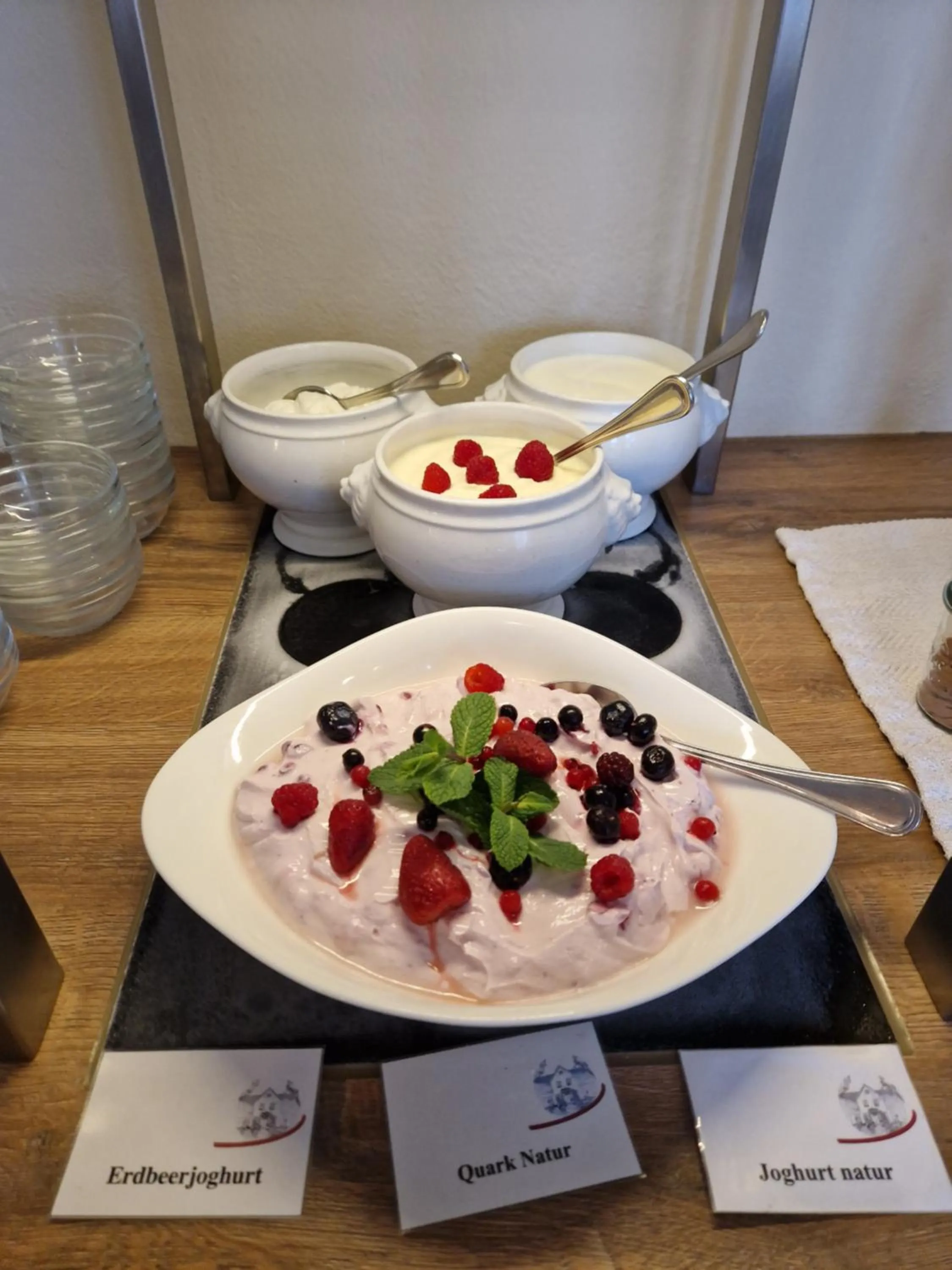 Buffet breakfast in Hotelanlage Tarnewitzer Hof