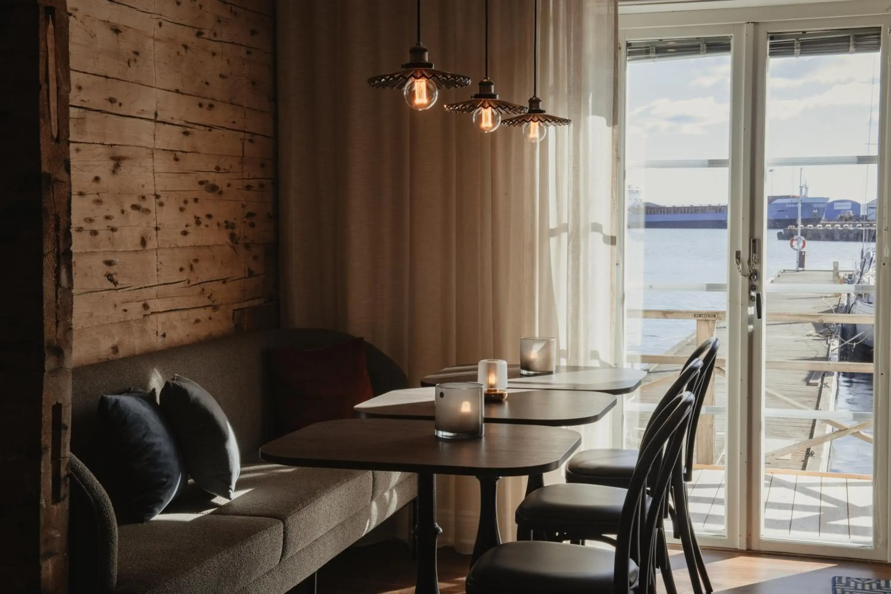 Restaurant/places to eat in Home Hotel Packhuset Restaurant/places to eat in Home Hotel Packhuset