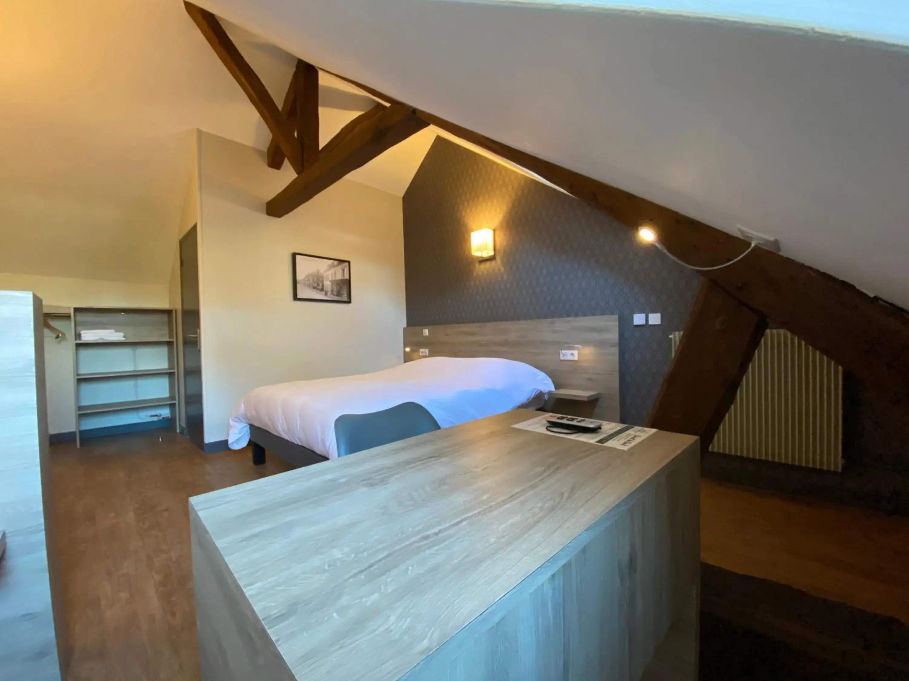 Bedroom, Bed in LOGIS - Hôtel & Restaurant Saint Nicolas Bedroom, Bed in LOGIS - Hôtel & Restaurant Saint Nicolas