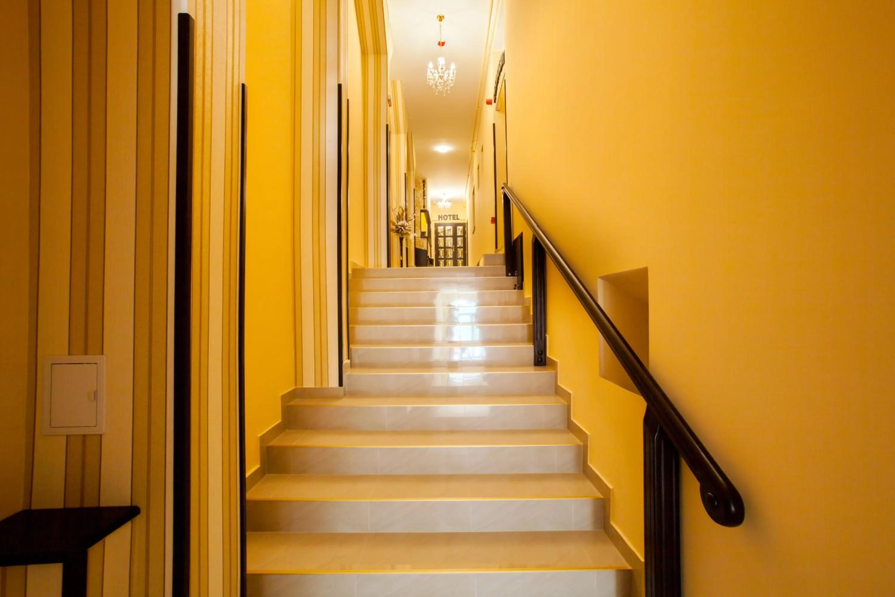 Lobby or reception in Extravagance Hotel