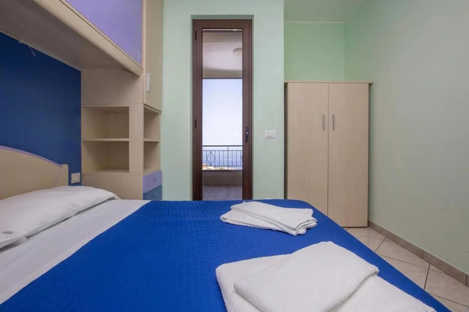 Bed in Appartamenti Anzà