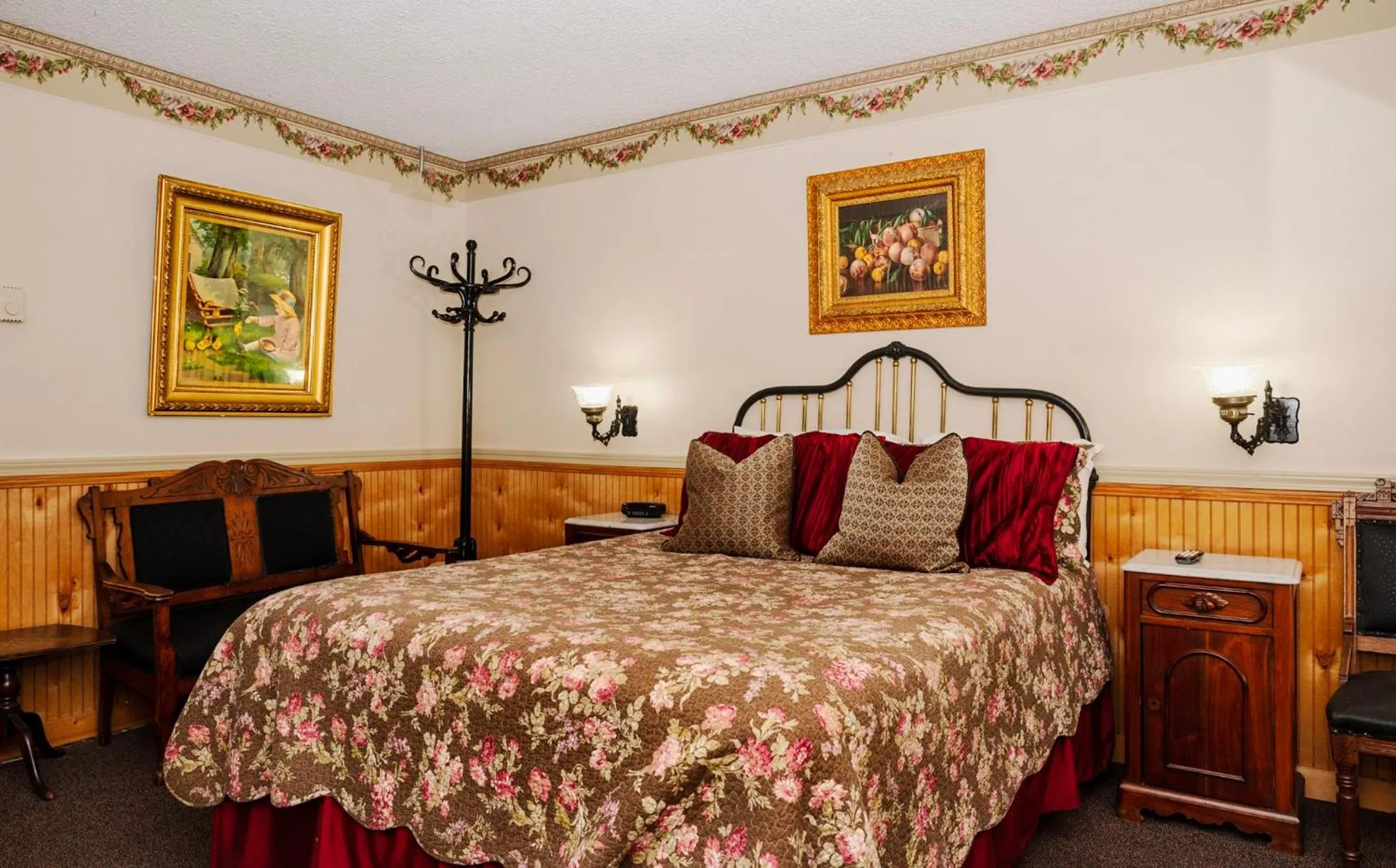 Bed in Gunn House Hotel