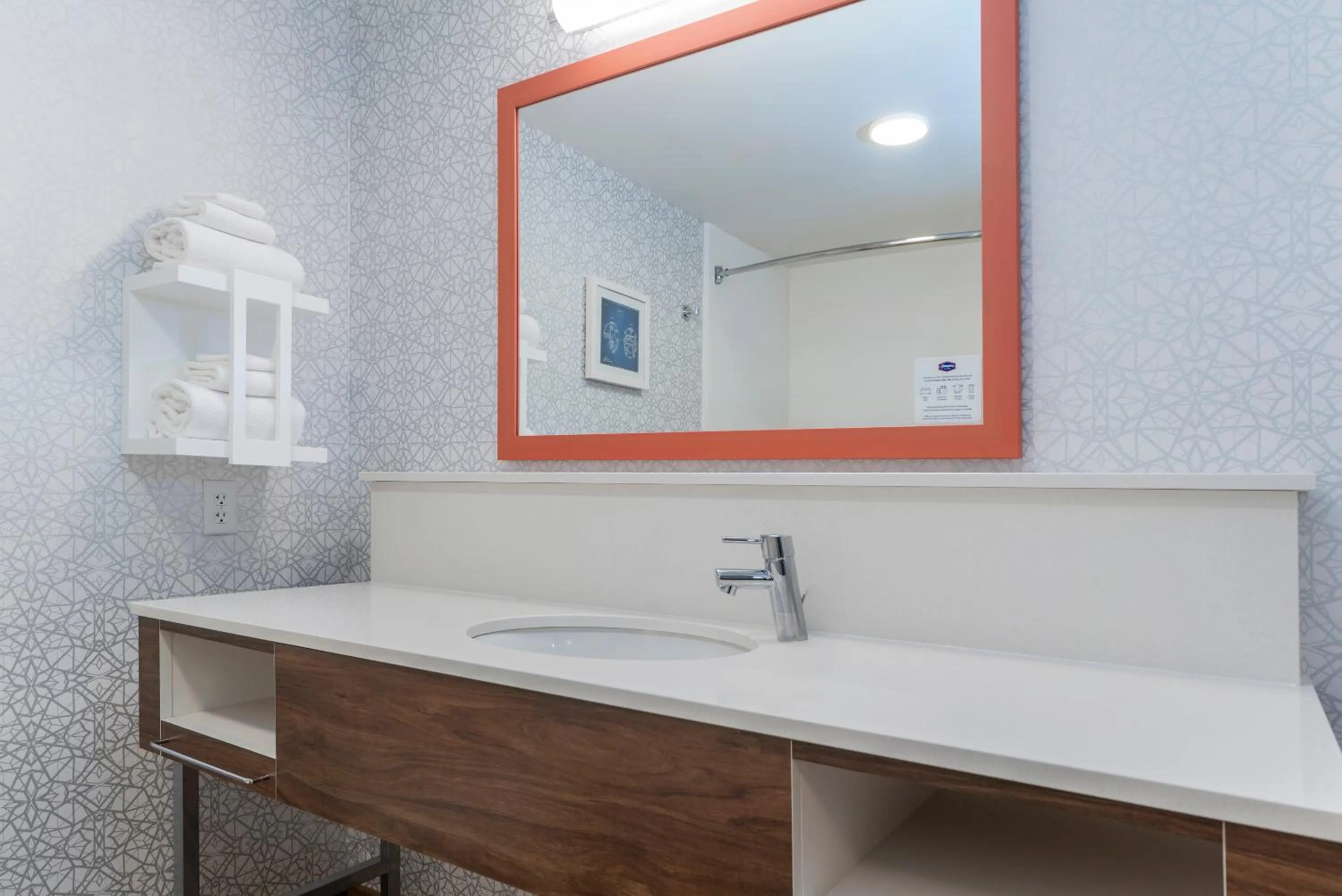 Bathroom in Hampton Inn & Suites St. Louis-Chesterfield