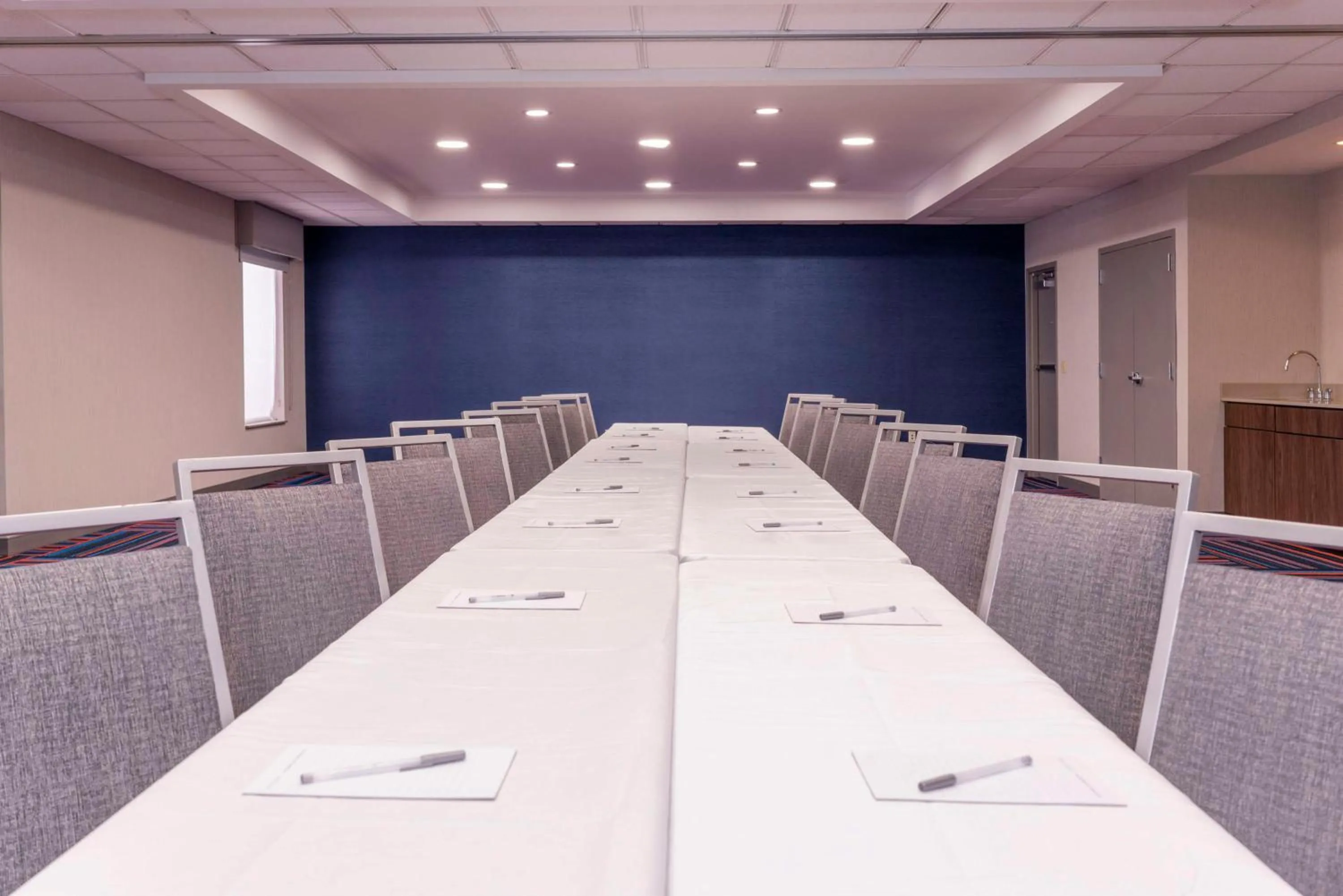 Meeting/conference room in Hampton Inn & Suites St. Louis-Chesterfield