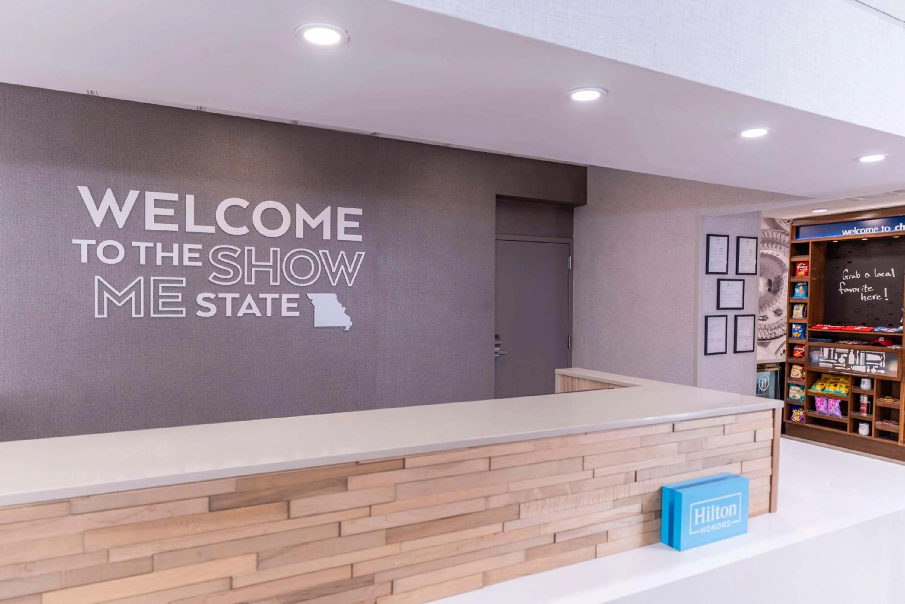 Lobby or reception in Hampton Inn & Suites St. Louis-Chesterfield