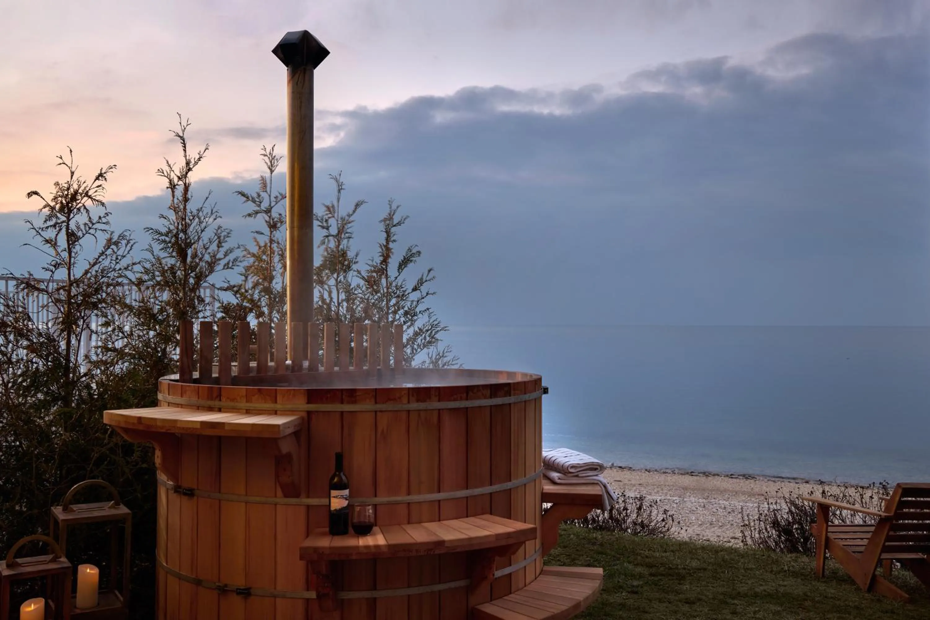 Hot Tub in Sound View Greenport