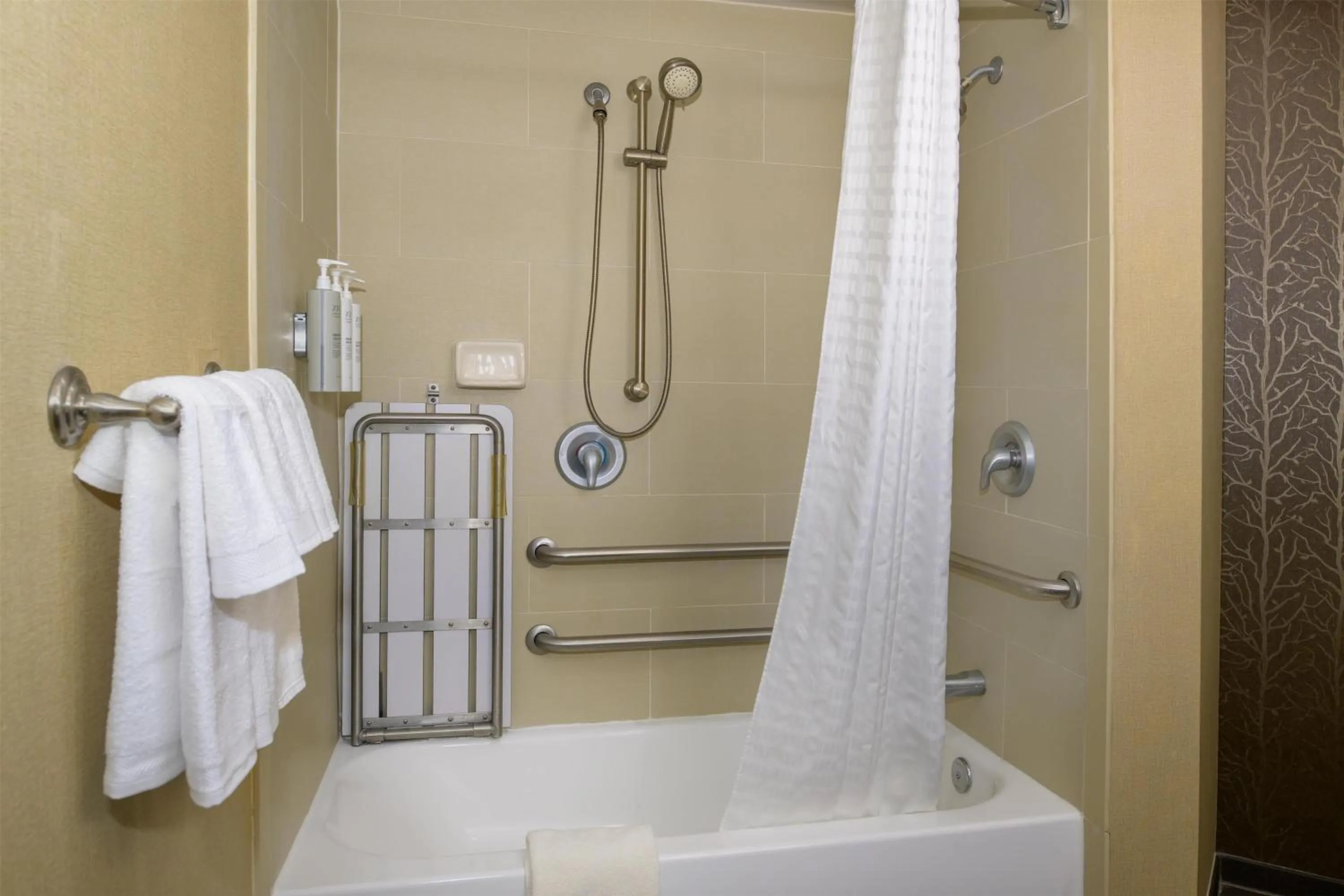 Bathroom in Embassy Suites by Hilton St Louis Airport