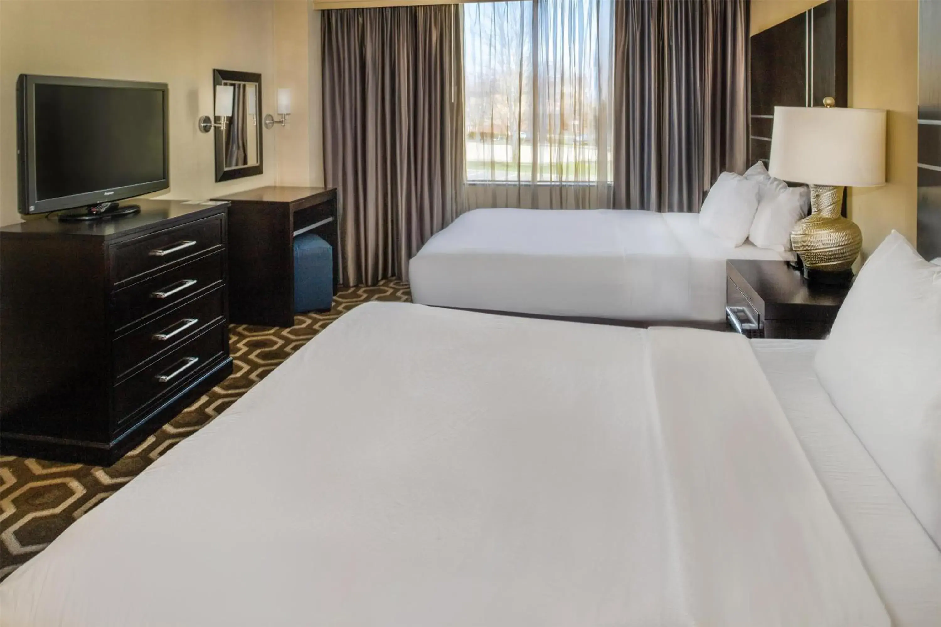 Bed in Embassy Suites by Hilton St Louis Airport Bed in Embassy Suites by Hilton St Louis Airport