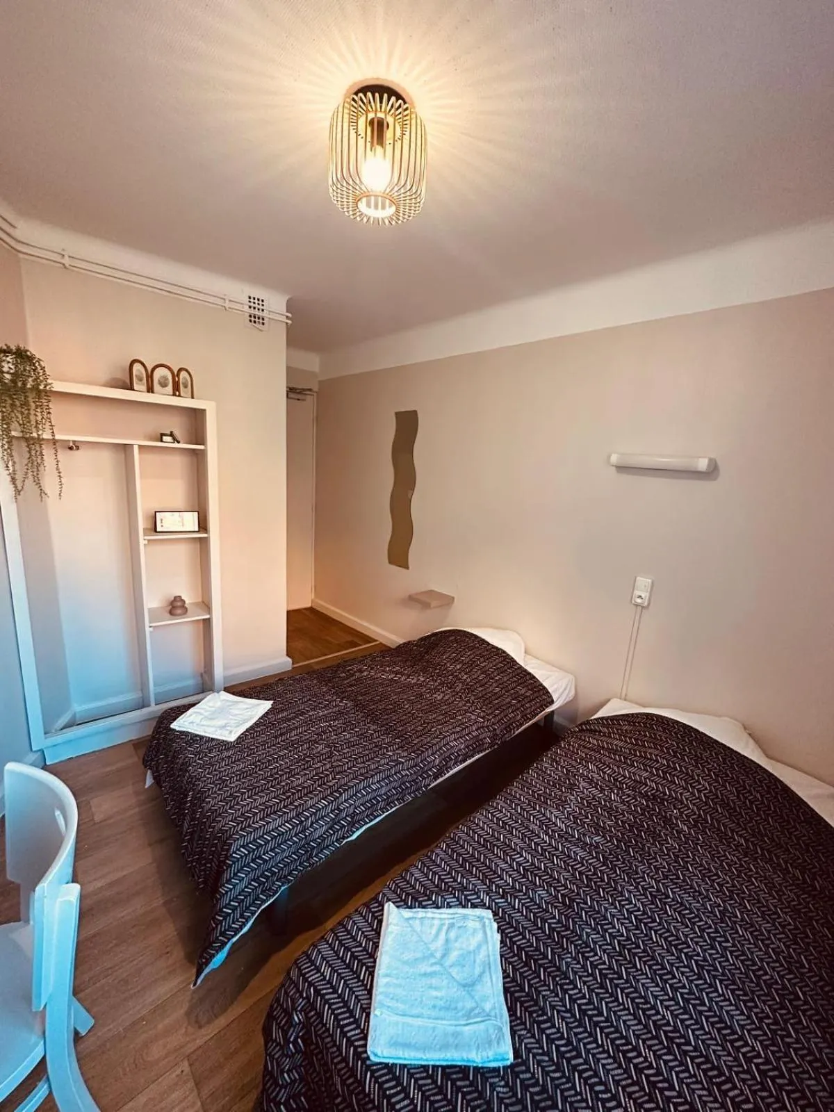 Standard Twin Room in Hôtel Anatole France