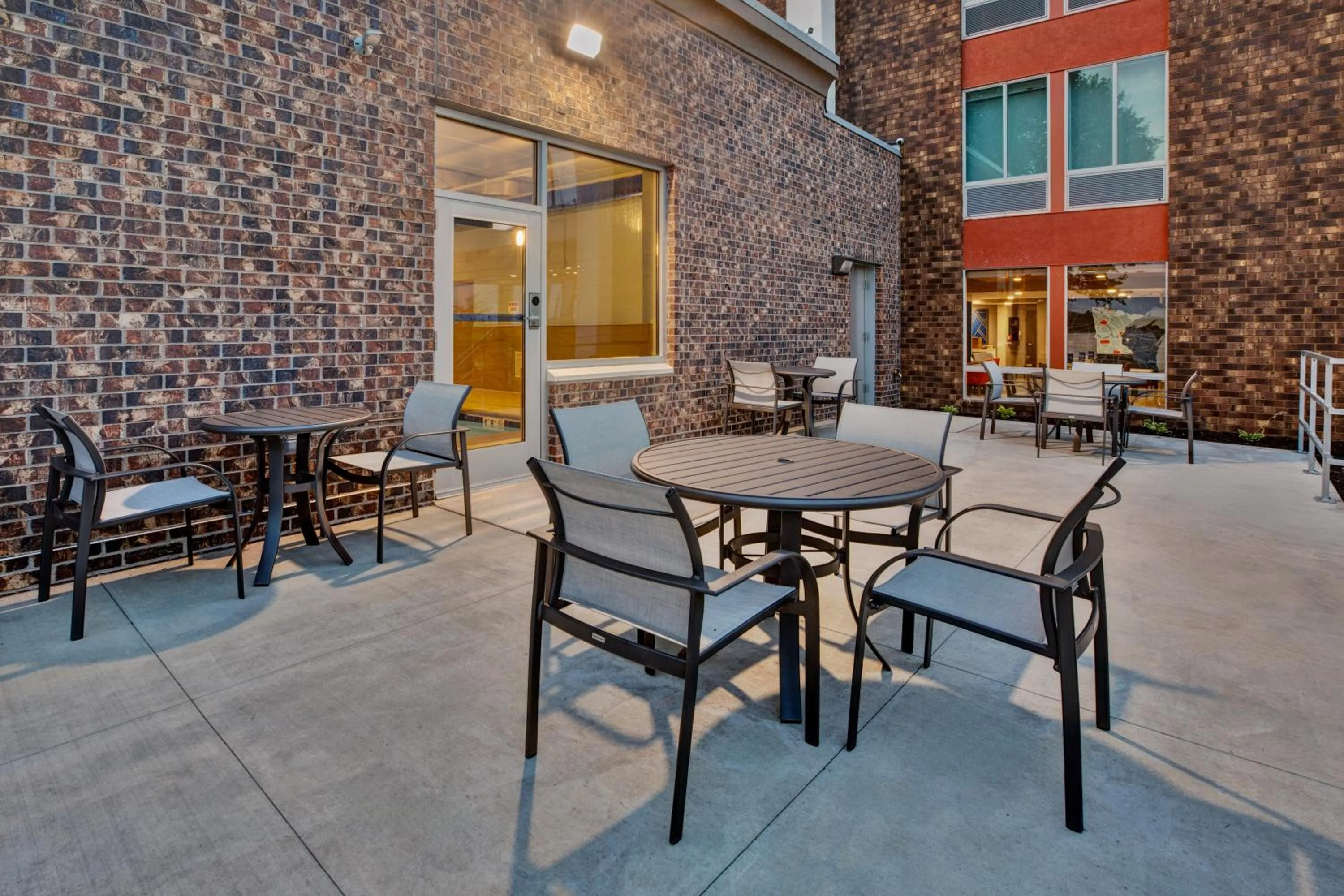 Patio in Holiday Inn Express & Suites Eden Prairie - Minneapolis by IHG