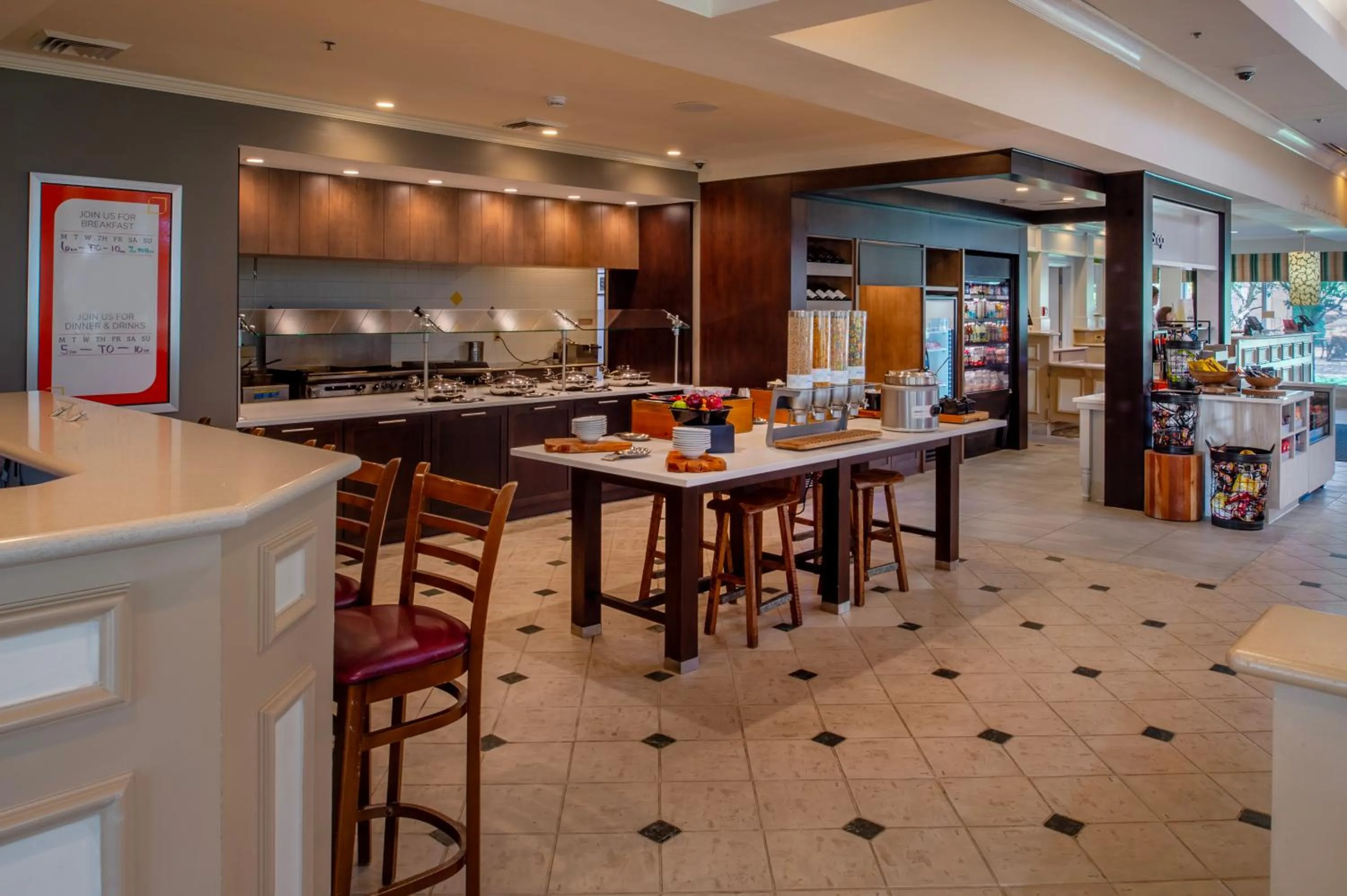 Restaurant/places to eat in Hilton Garden Inn St. Louis/Chesterfield