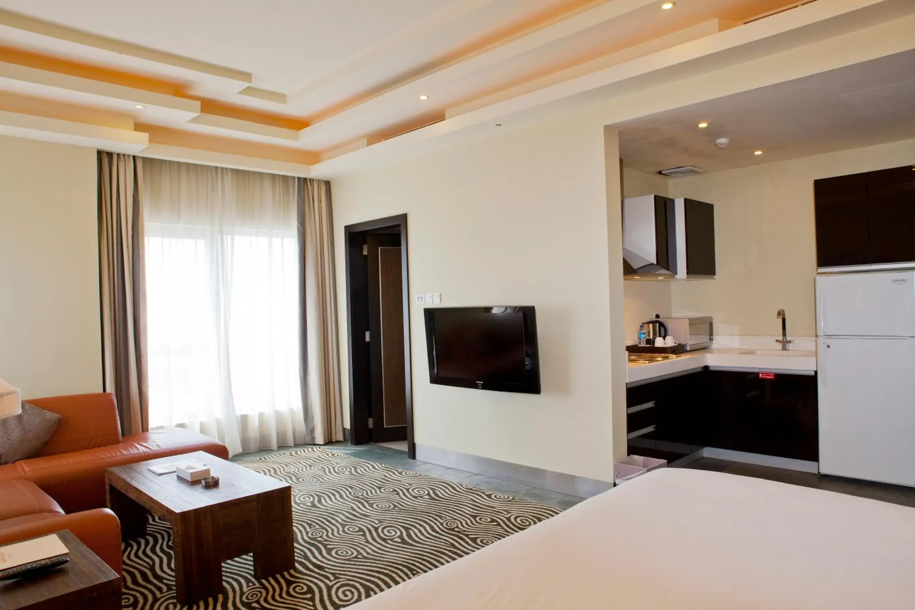 Bedroom, Seating Area in Al Raya Suites