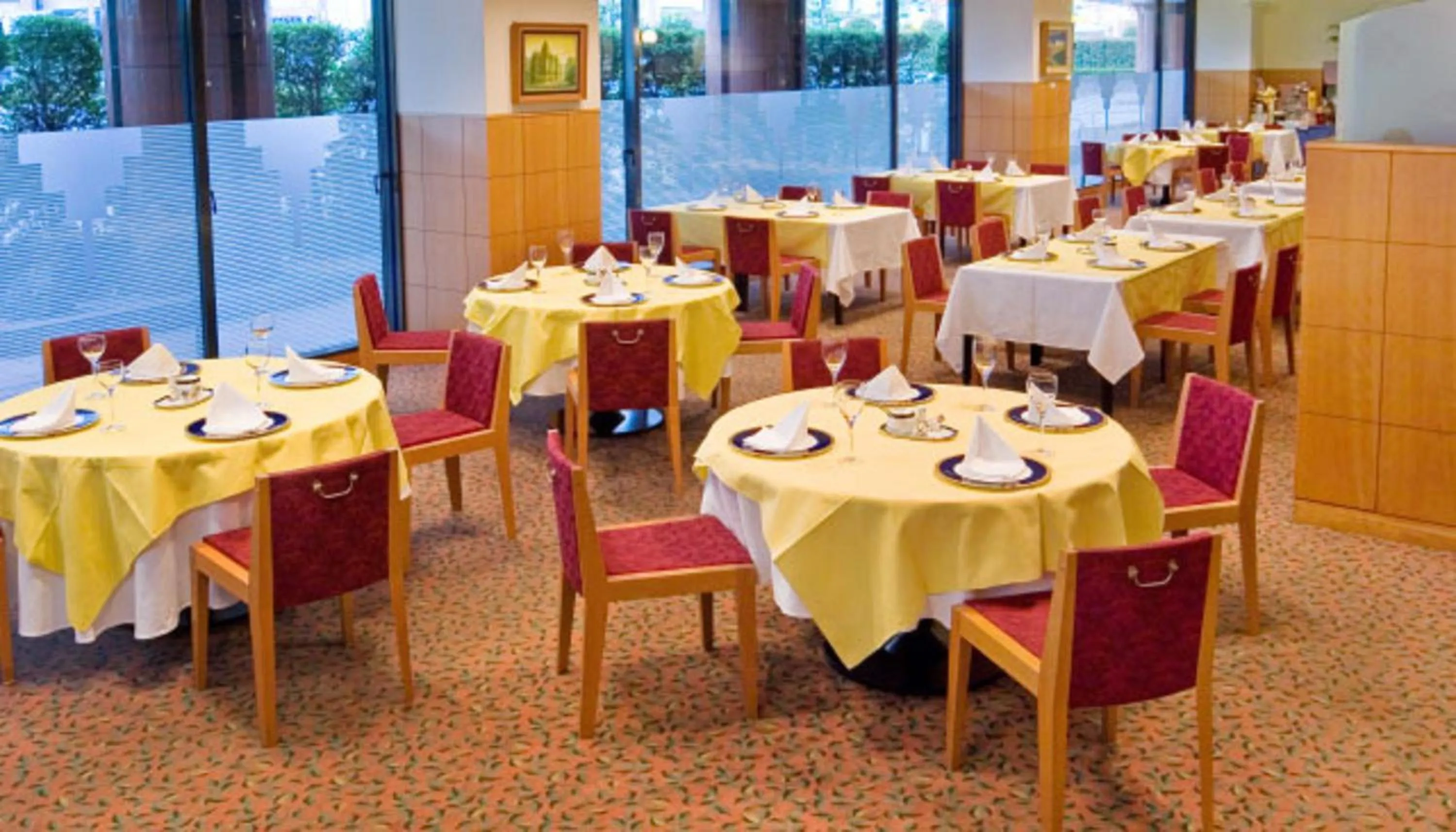 Restaurant/Places to Eat in Ogaki Forum Hotel