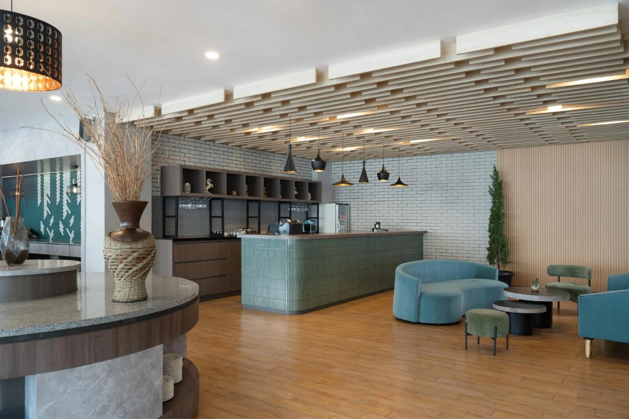 Restaurant/places to eat in Laska Hotel Subang