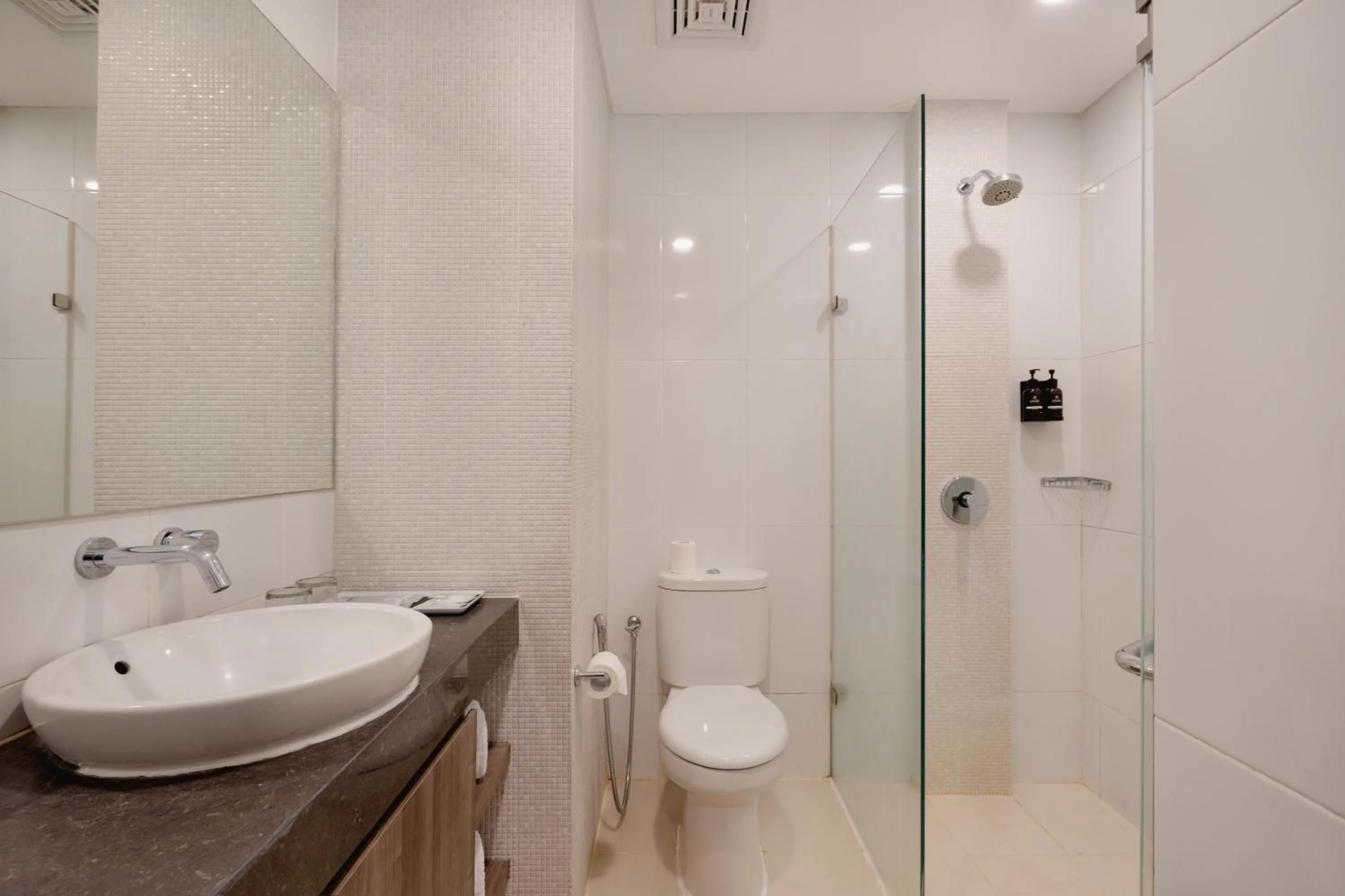 Bathroom in Laska Hotel Subang