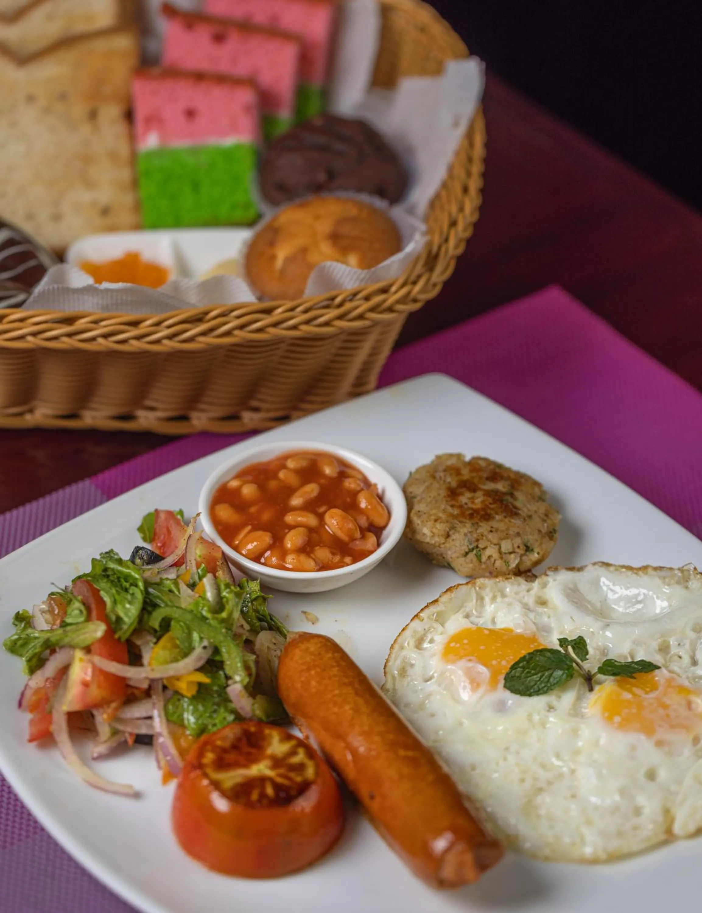 Breakfast in View360