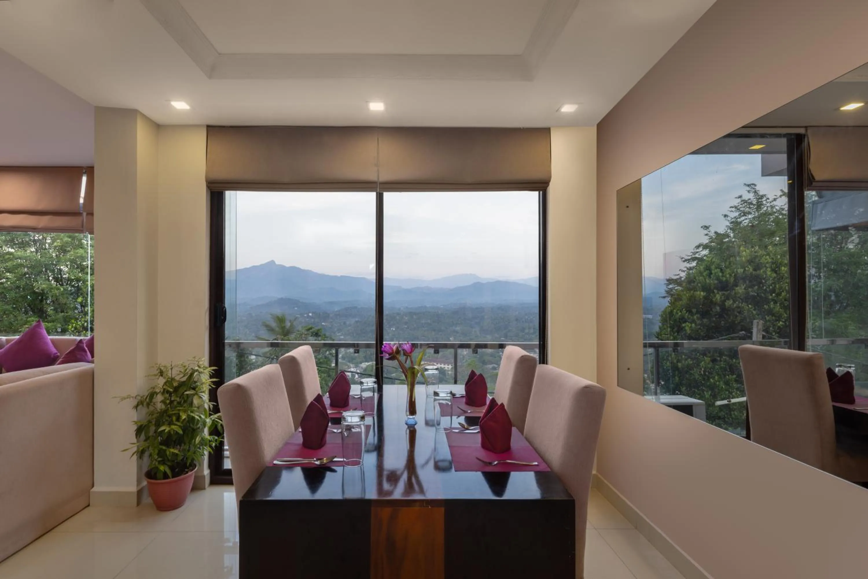 Dining area in View360