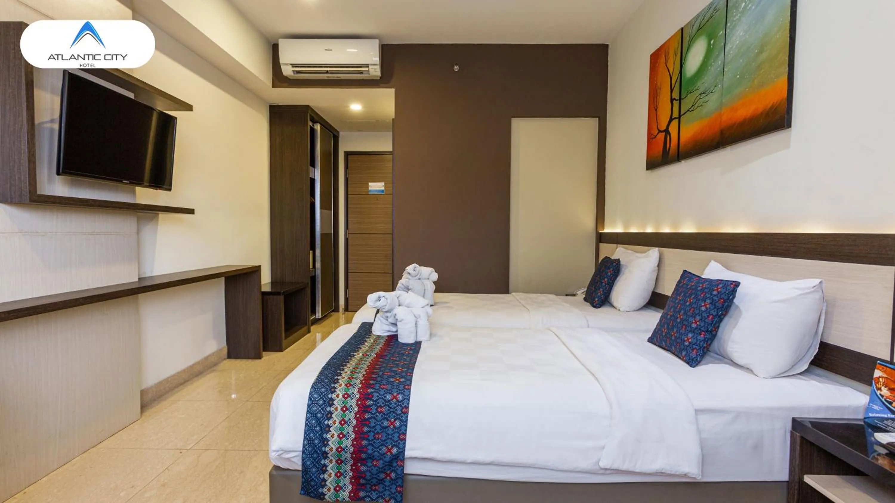 Bedroom, Bed in Atlantic City Hotel