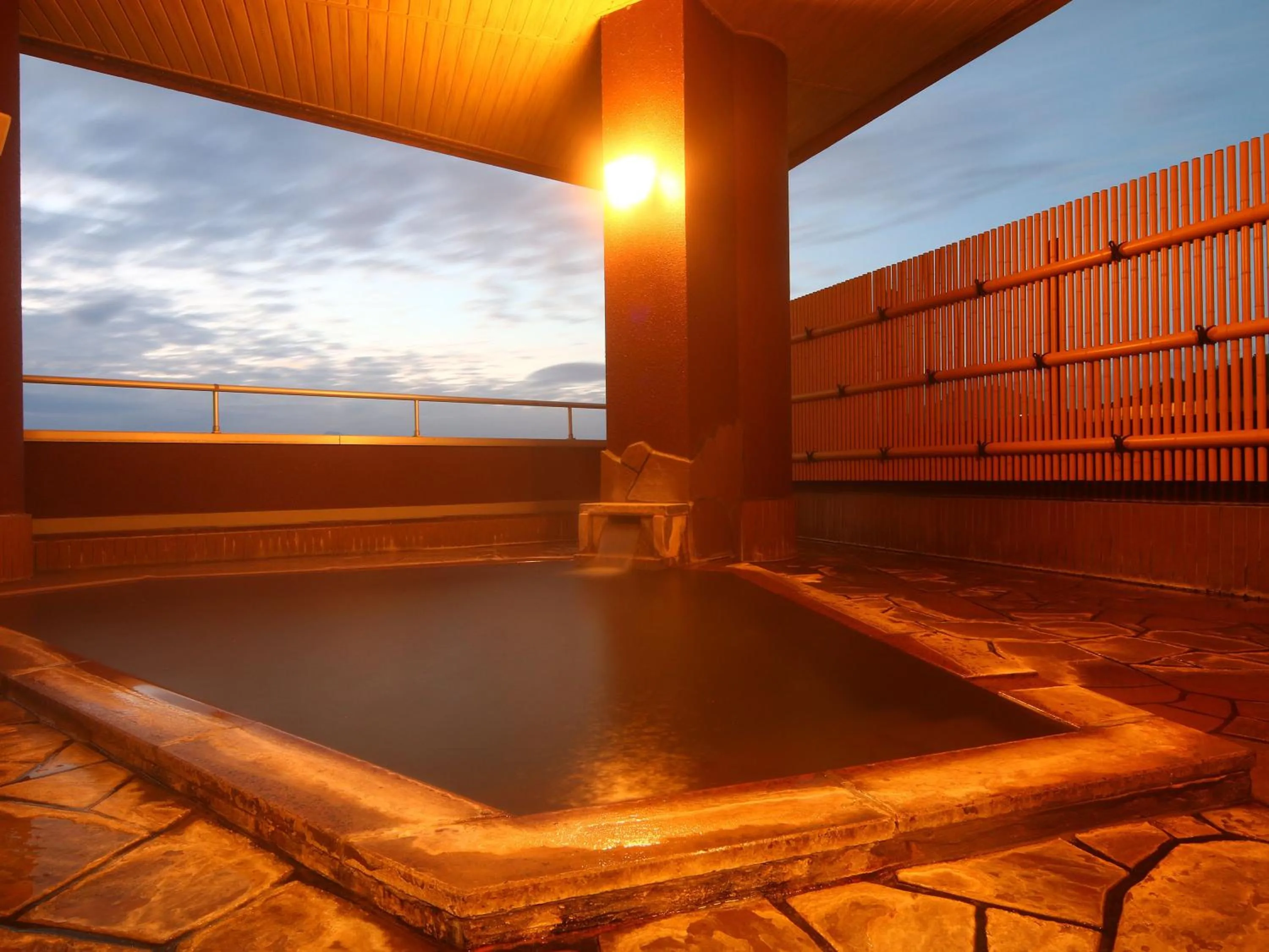 Hot Spring Bath in Hotel Omodaka