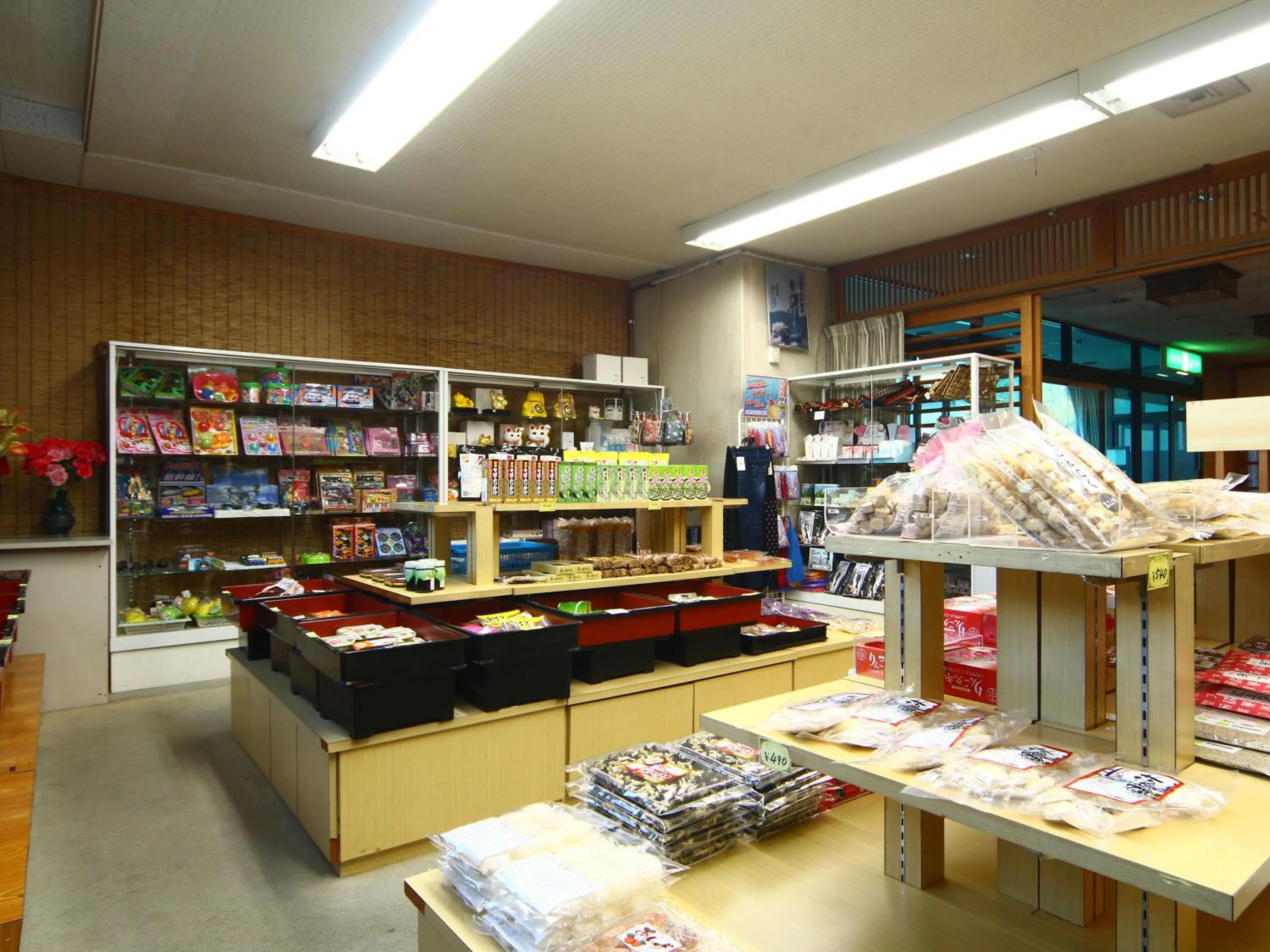 On-site shops in Hotel Omodaka