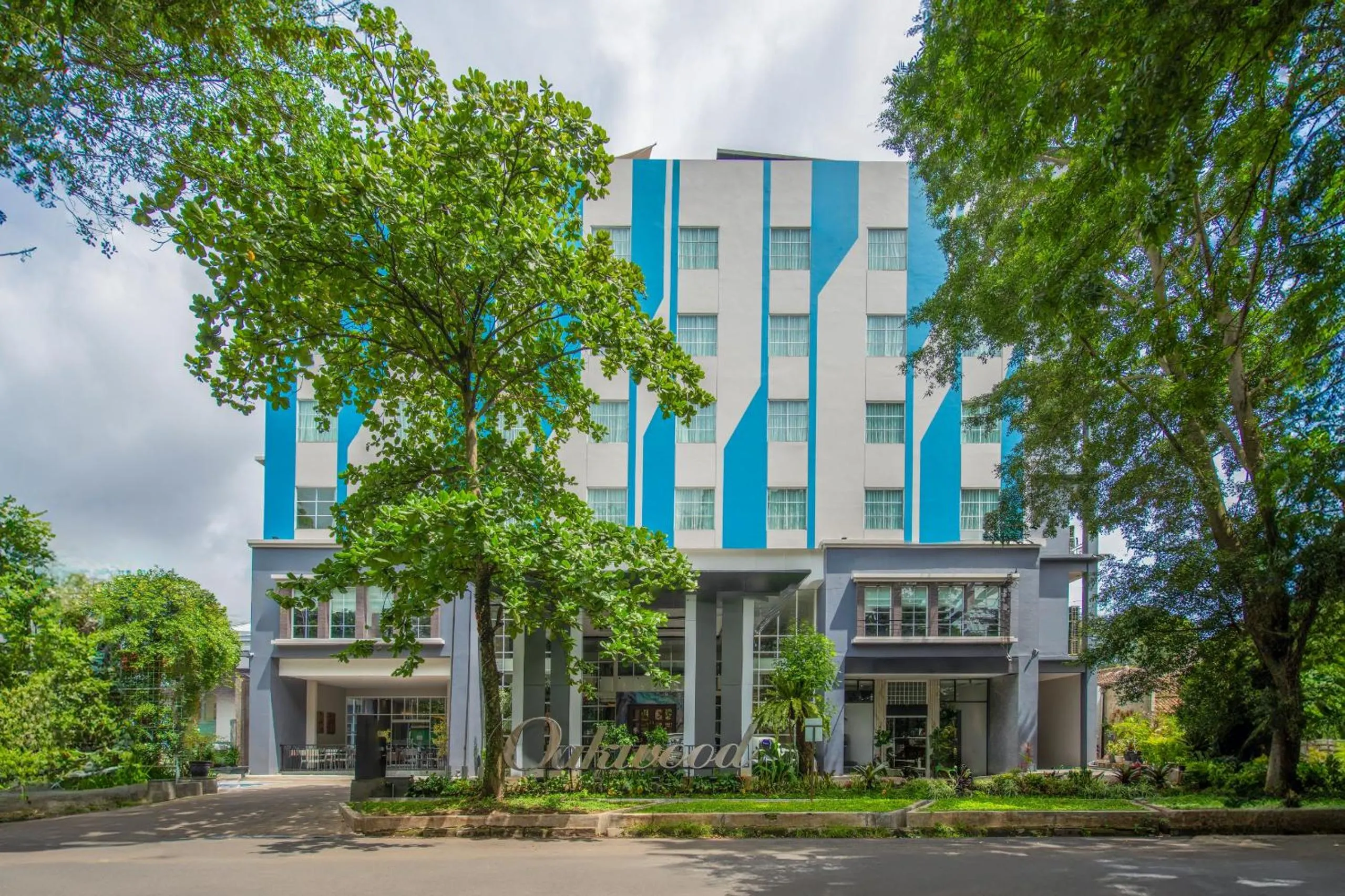 Facade/entrance in FOX HARRIS City Center Bandung