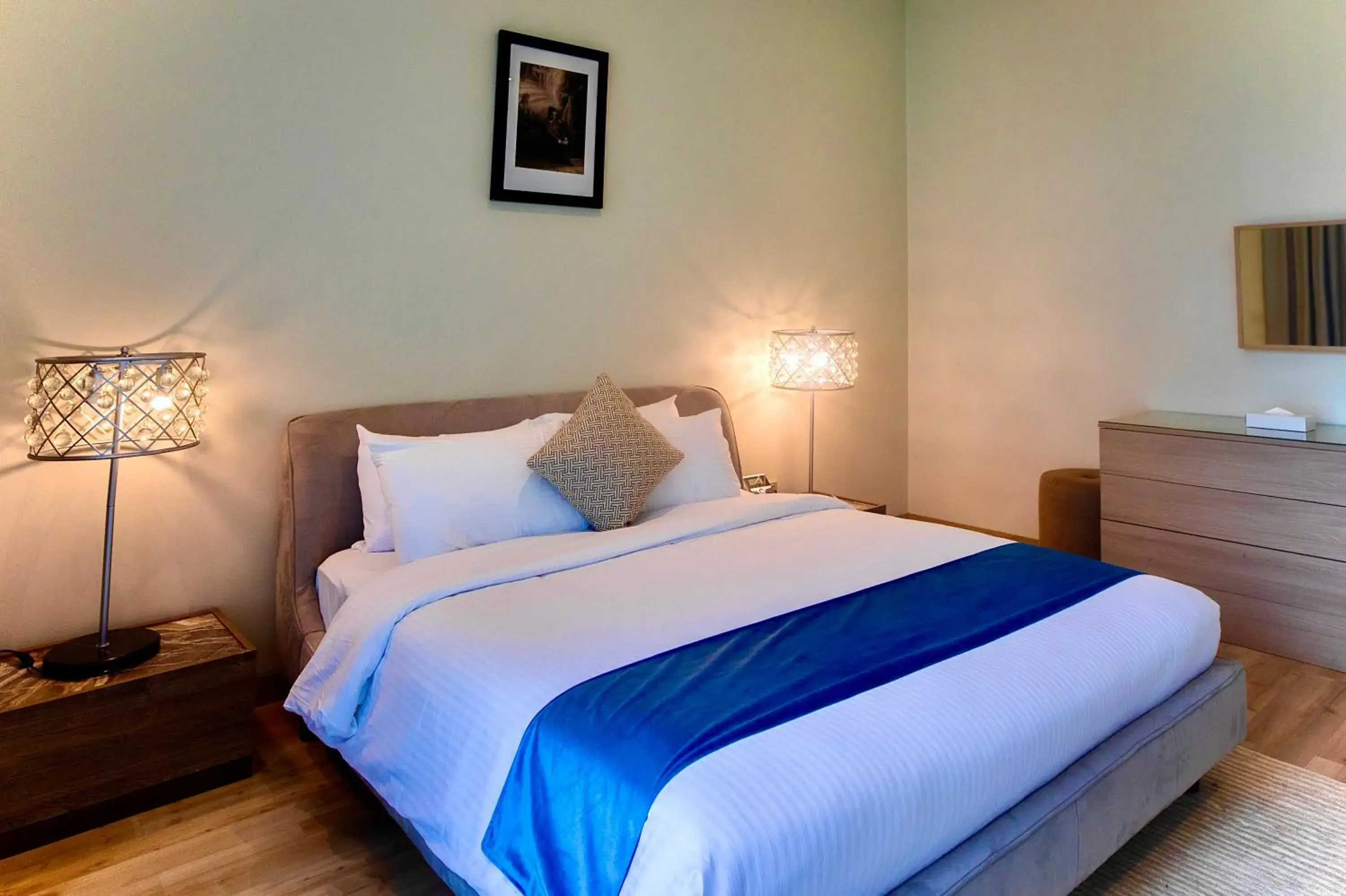 Bedroom, Bed in The Dragon Hotel & Resort