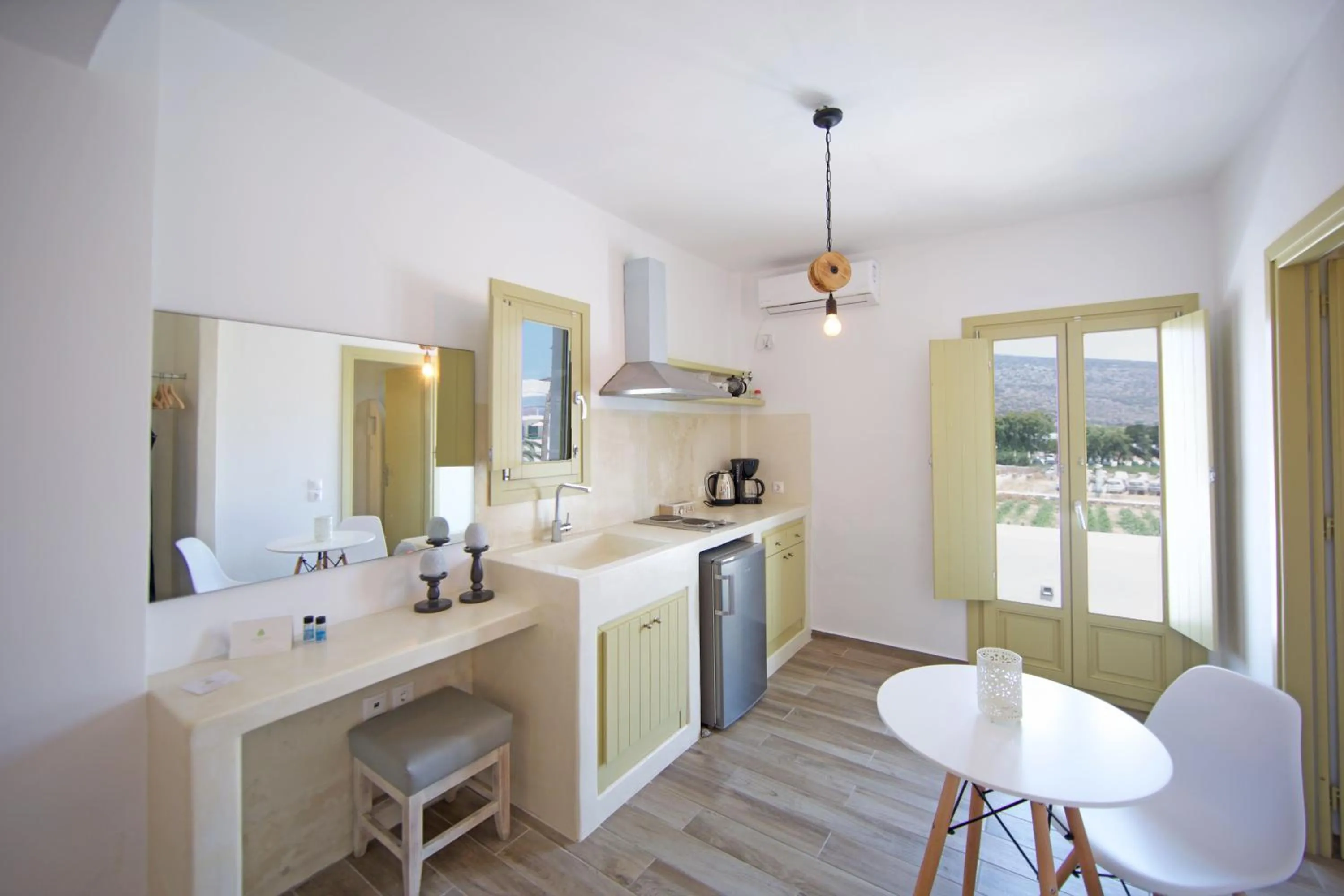 Kitchen or kitchenette in Diasino Apartments and Car Rental