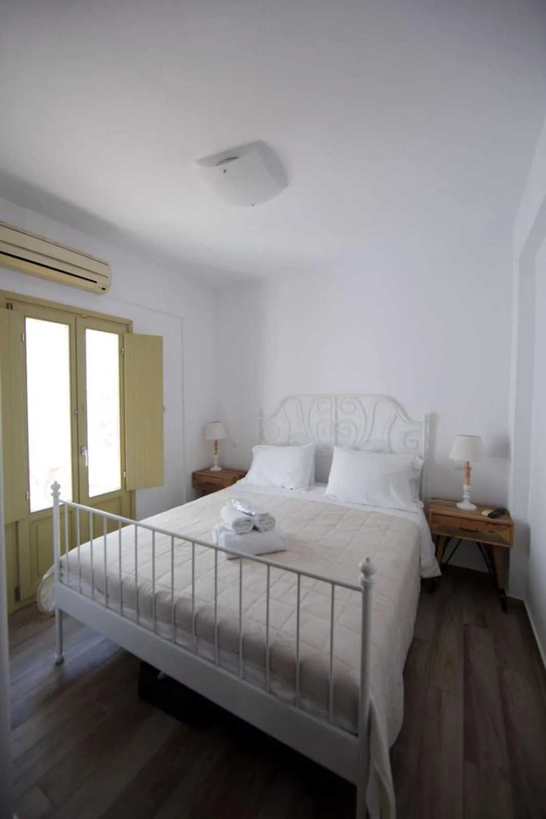 Bed in Diasino Apartments and Car Rental