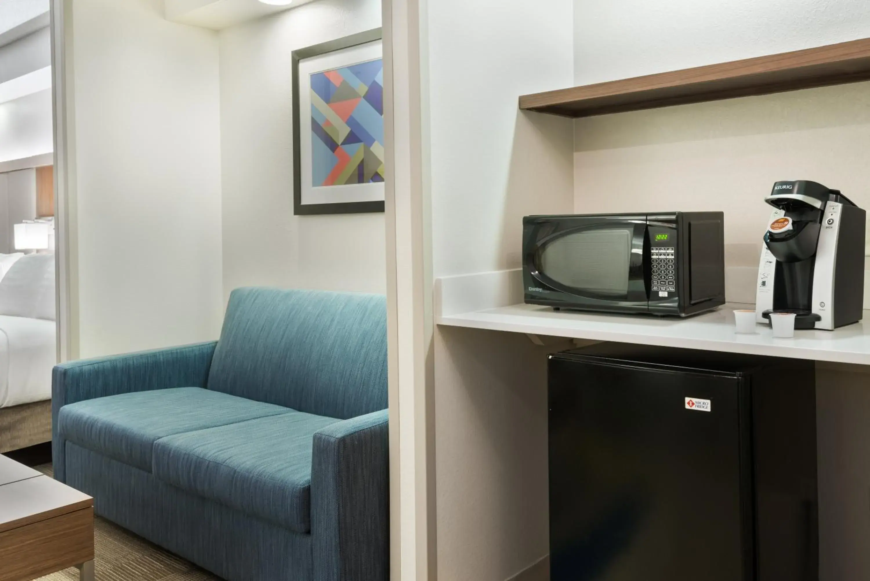 Queen Suite with Sofa Bed in Holiday Inn Express & Suites - Nearest Universal Orlando by IHG Queen Suite with Sofa Bed in Holiday Inn Express & Suites - Nearest Universal Orlando by IHG