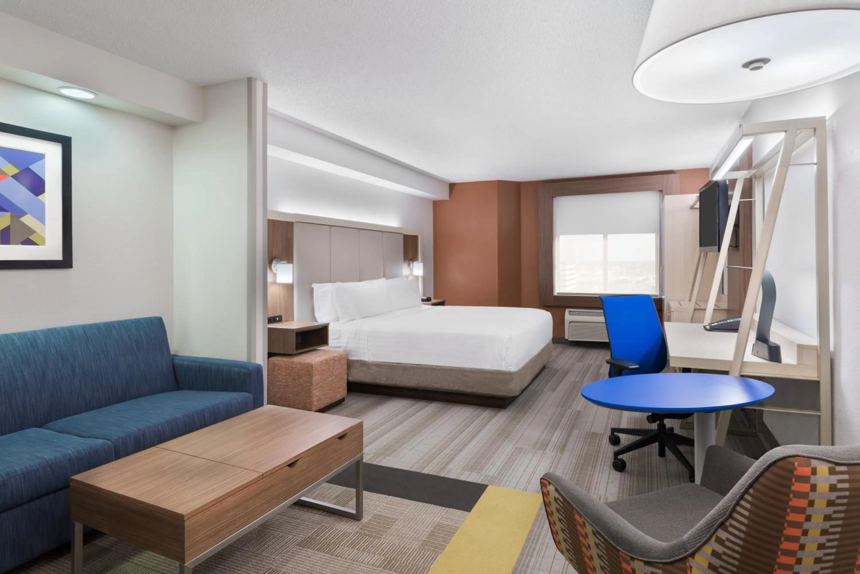 Photo of the whole room, Bed in Holiday Inn Express & Suites - Nearest Universal Orlando by IHG
