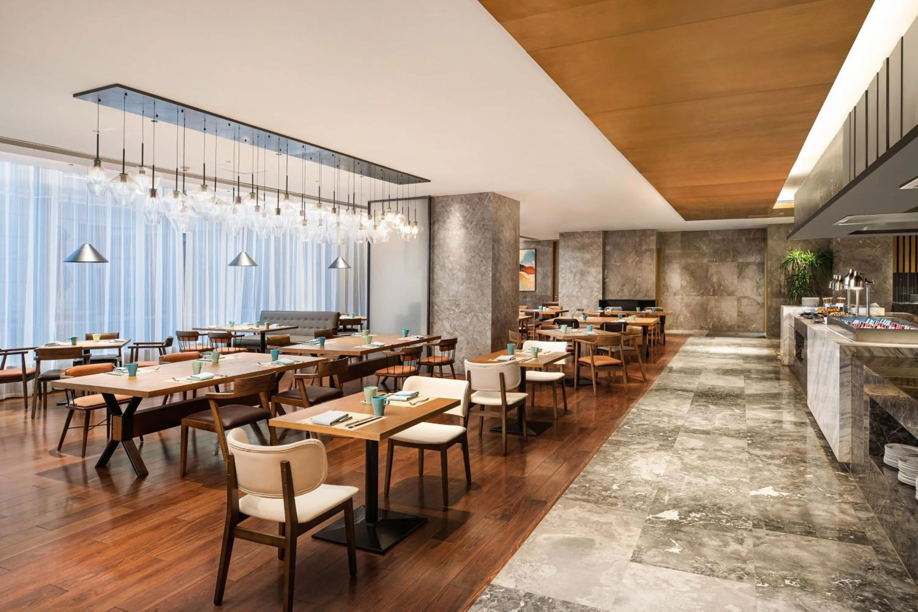 Restaurant/places to eat in Four Points by Sheraton Shanghai, Kangqiao