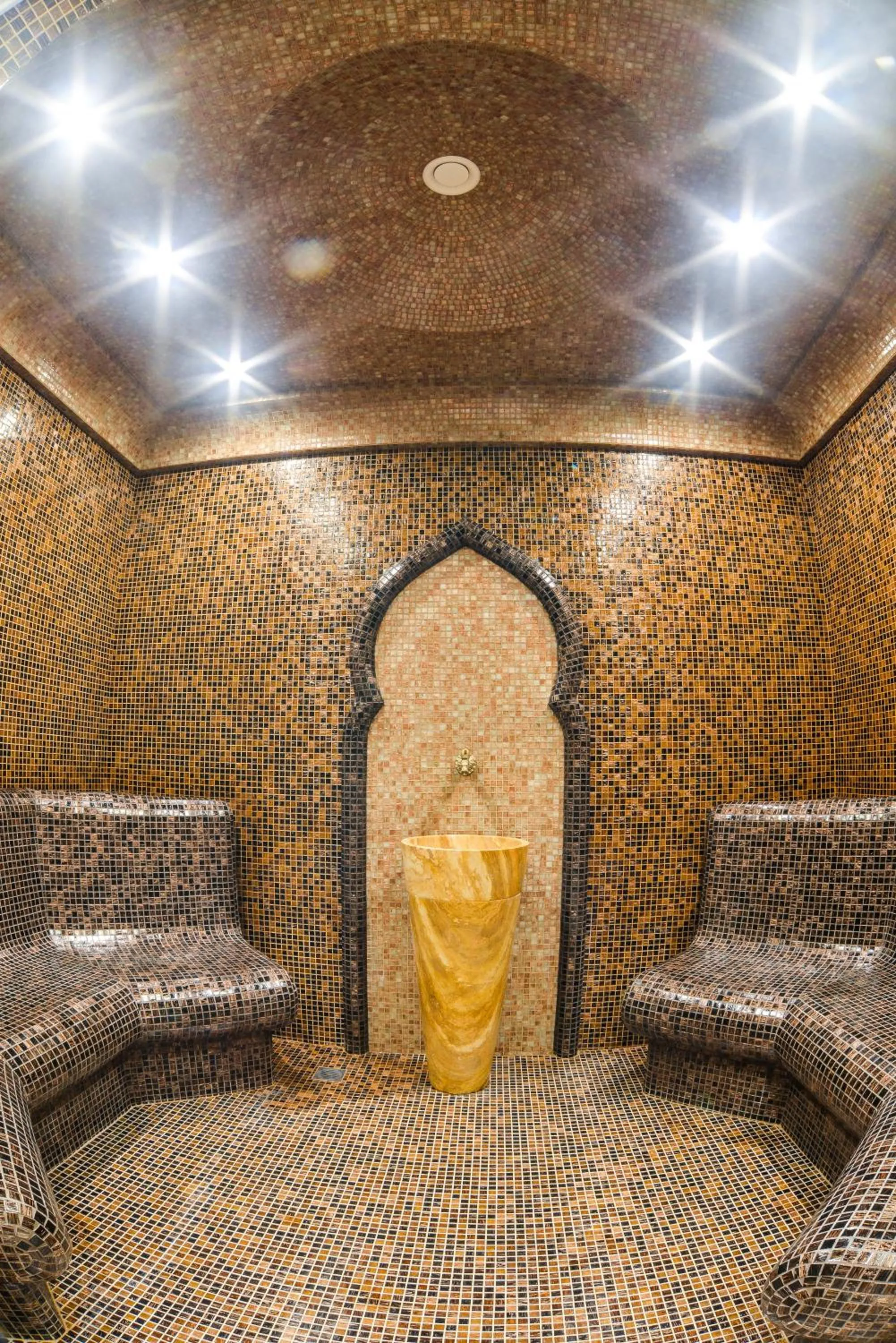 Steam room in VILLA FLORENCE Boutique Apart Hotel