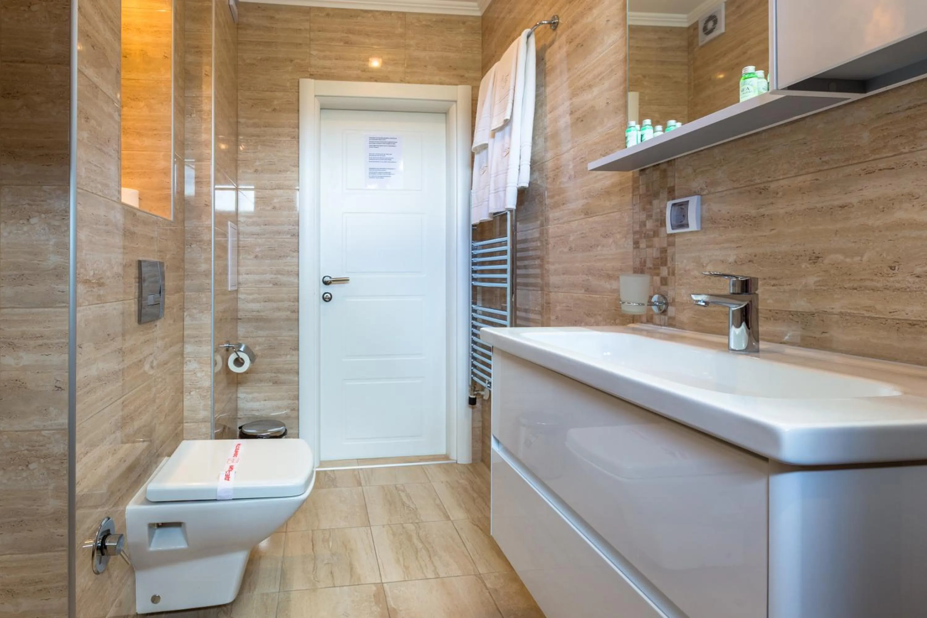 Bathroom in VILLA FLORENCE Boutique Apart Hotel