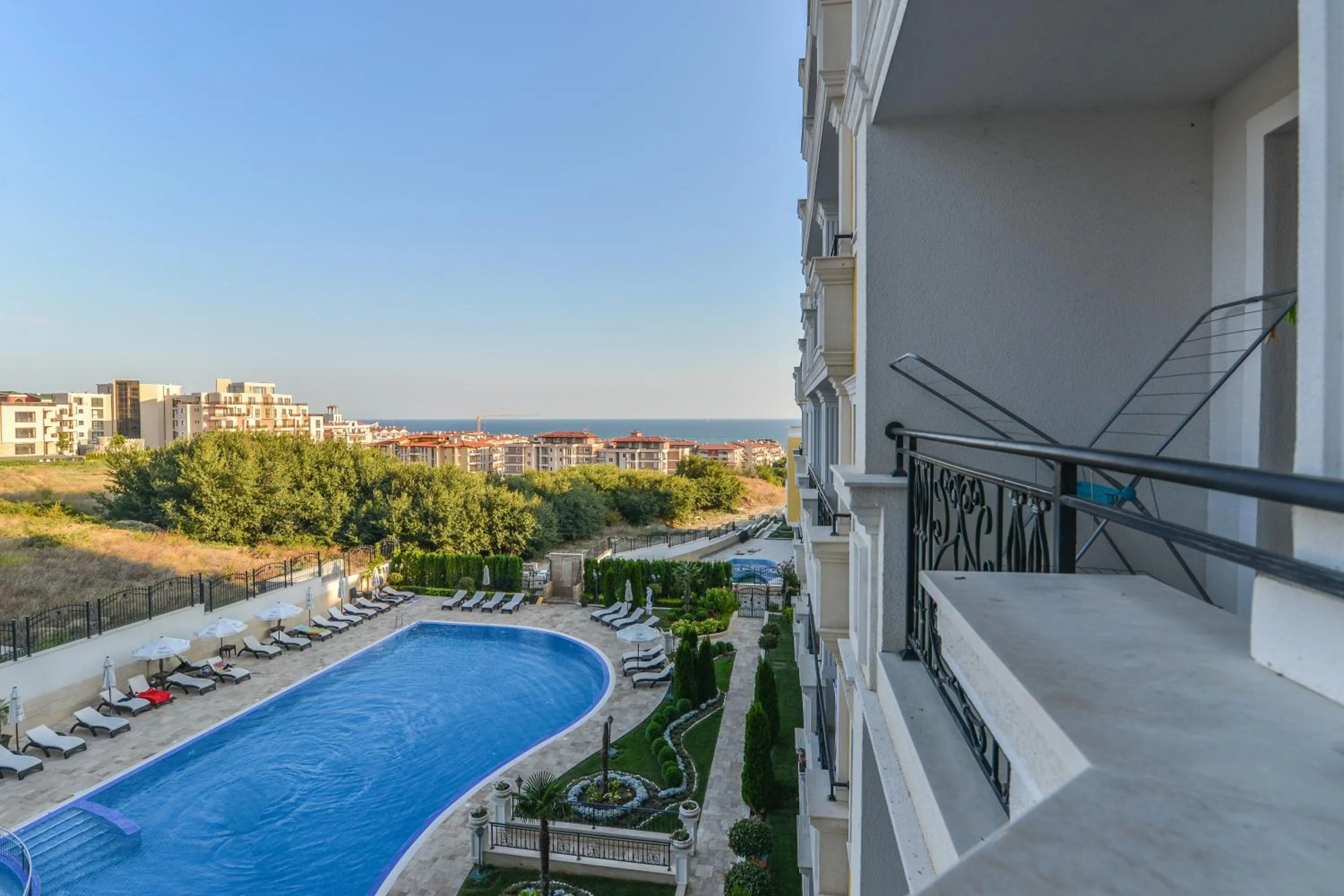 Pool view in VILLA FLORENCE Boutique Apart Hotel