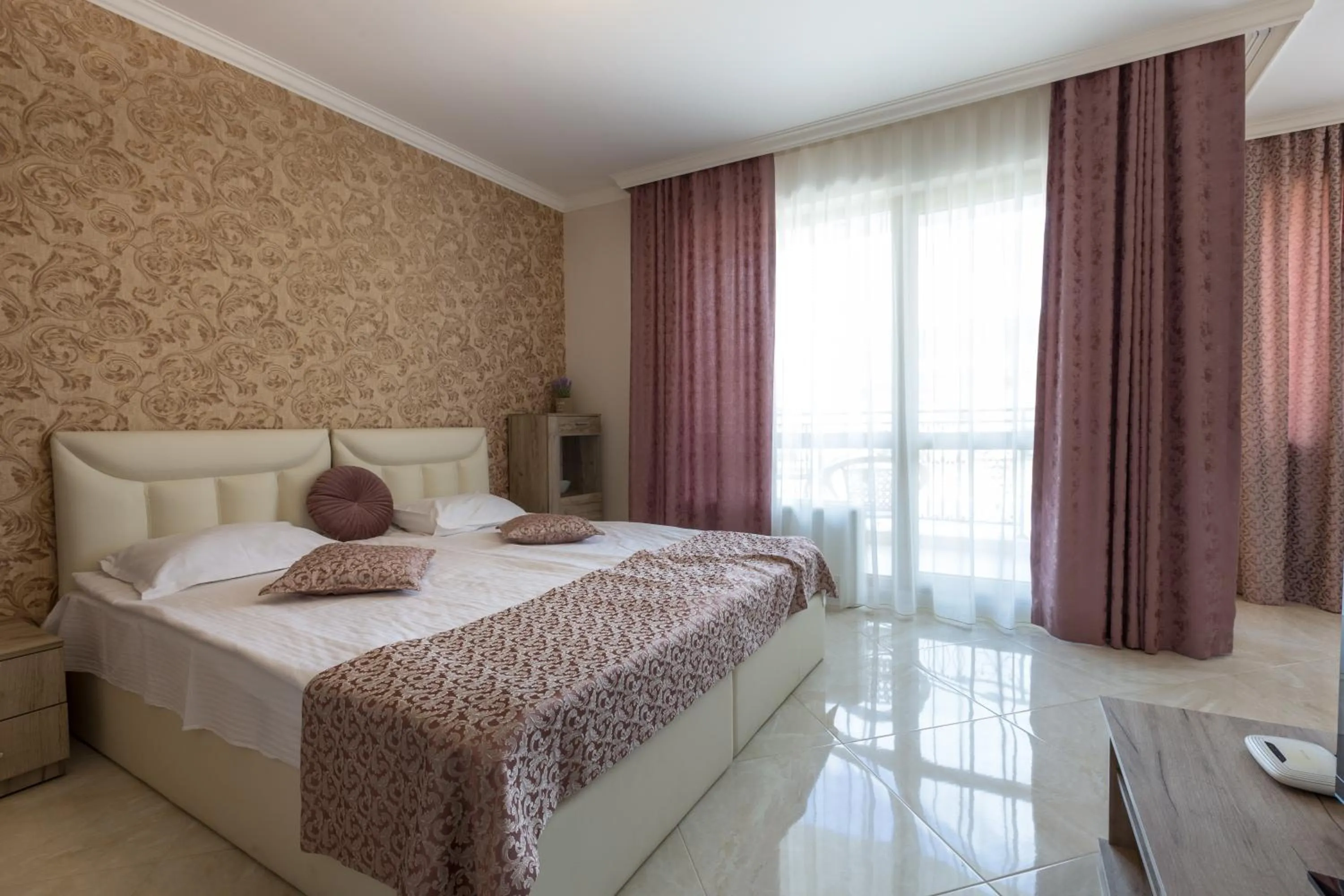 Bedroom, Bed in VILLA FLORENCE Boutique Apart Hotel