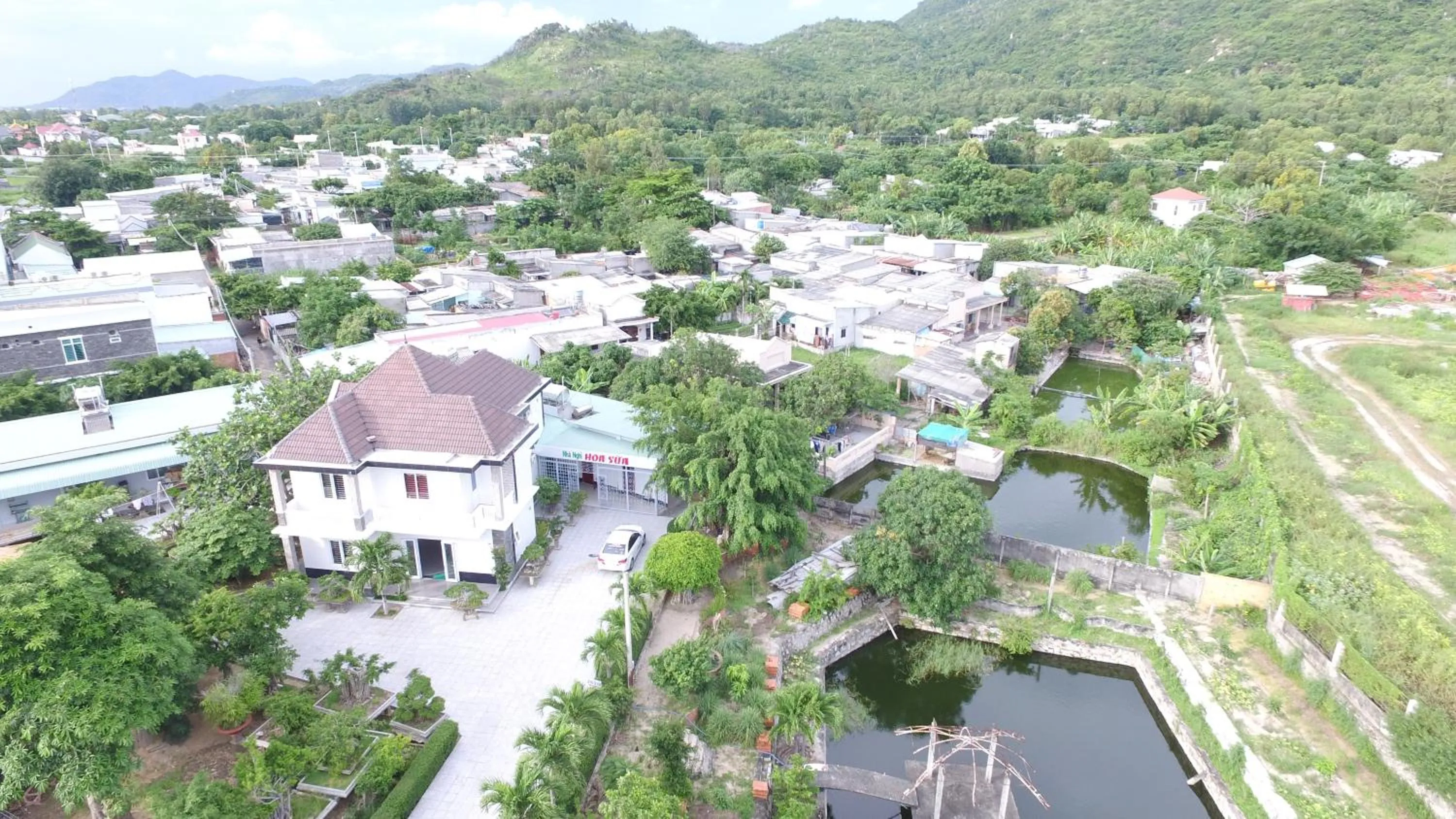 Bird's eye view in Hoa Sua Motel