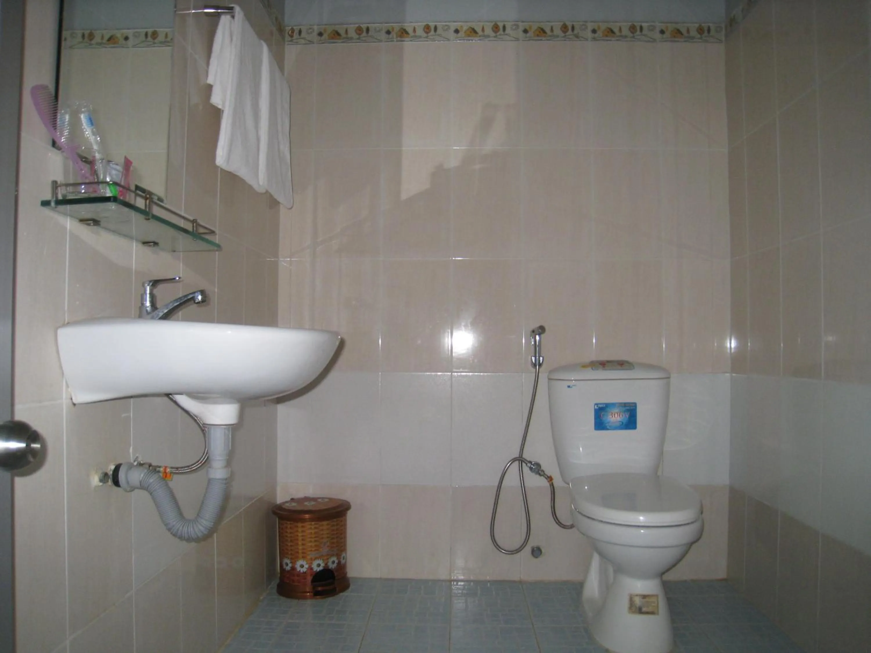 Property building in Hoa Sua Motel