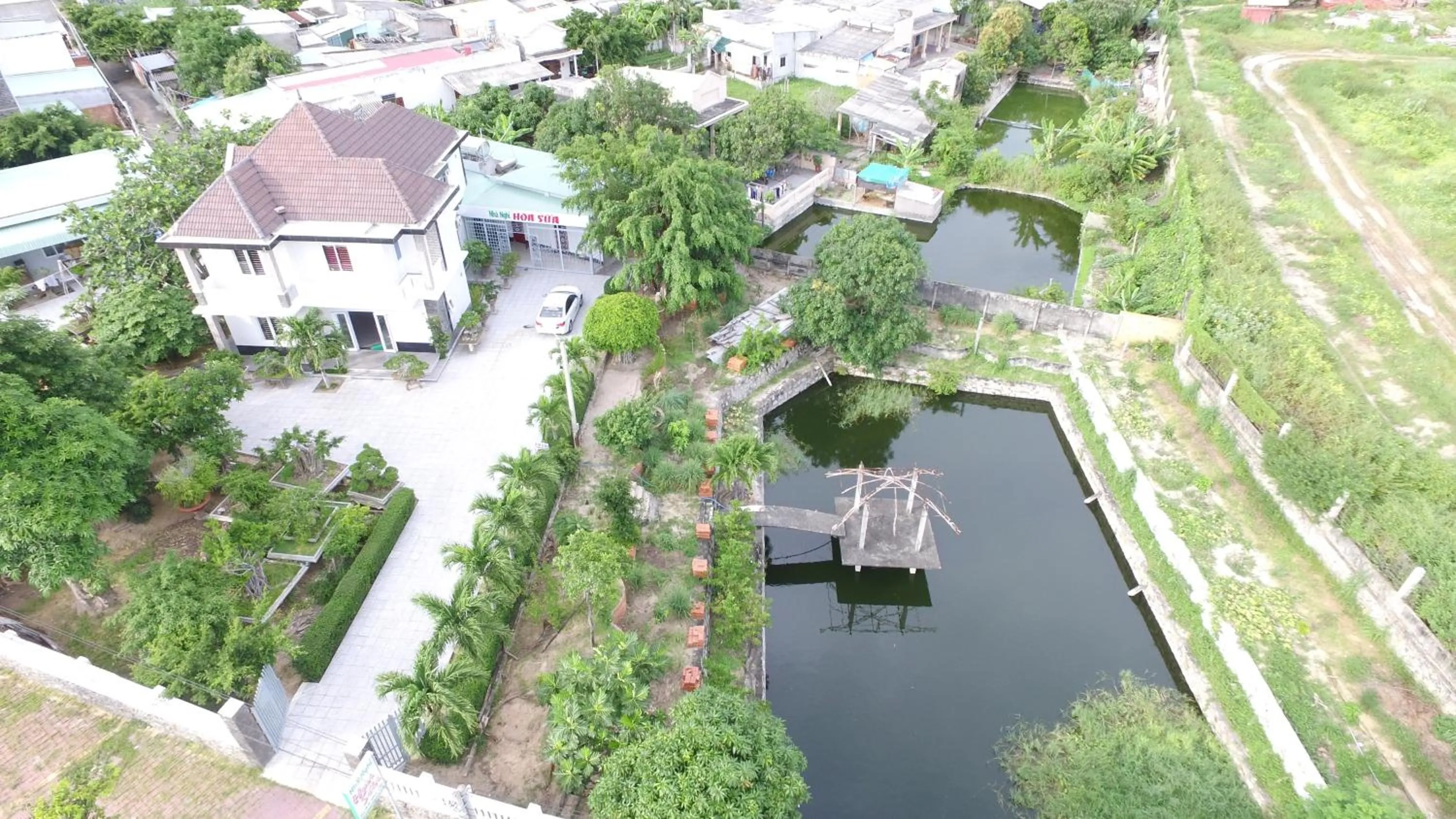 Property building in Hoa Sua Motel