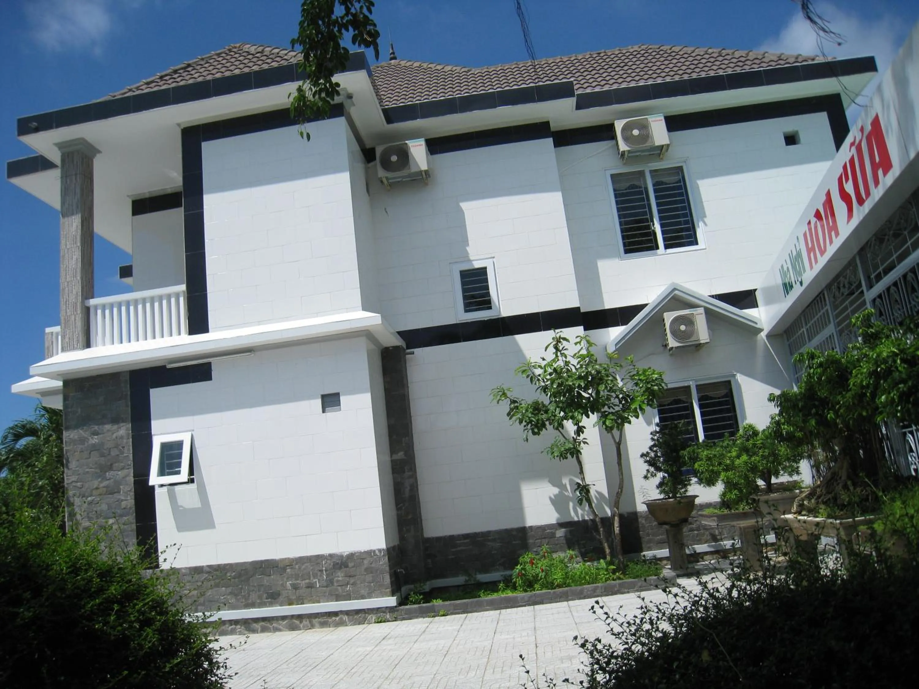 Property building in Hoa Sua Motel