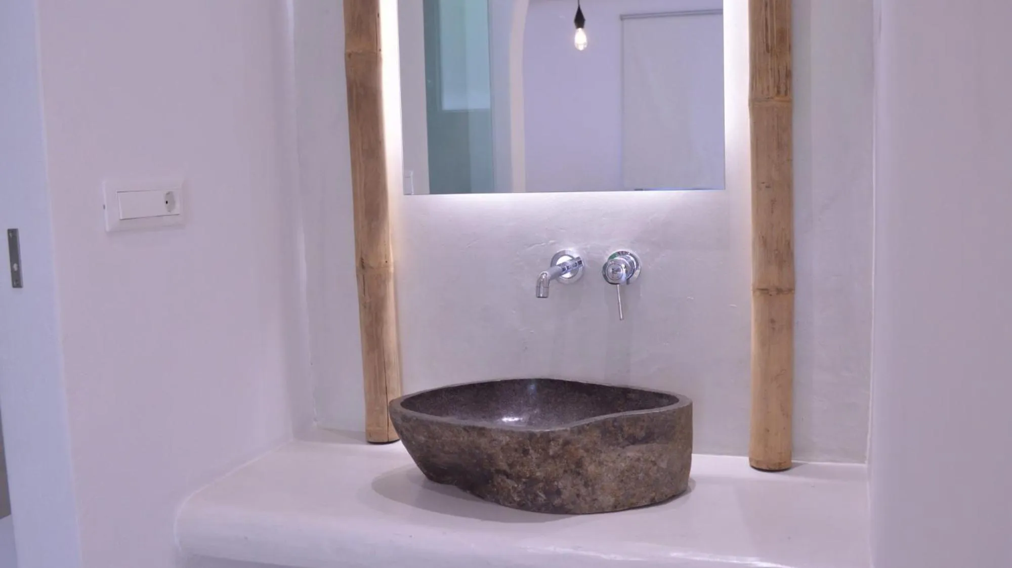 Iphimedeia Luxury Hotel & Suites