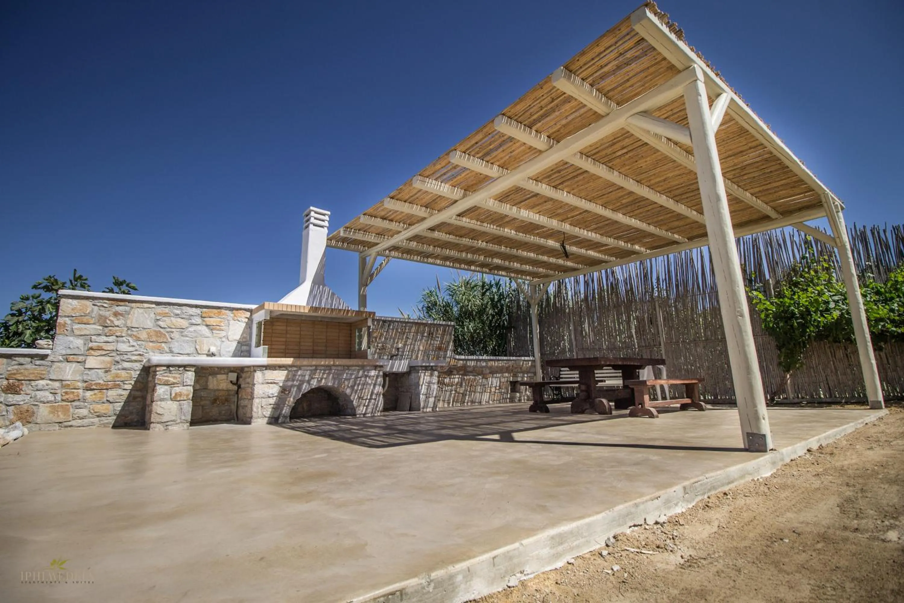 BBQ facilities in Iphimedeia Luxury Hotel & Suites