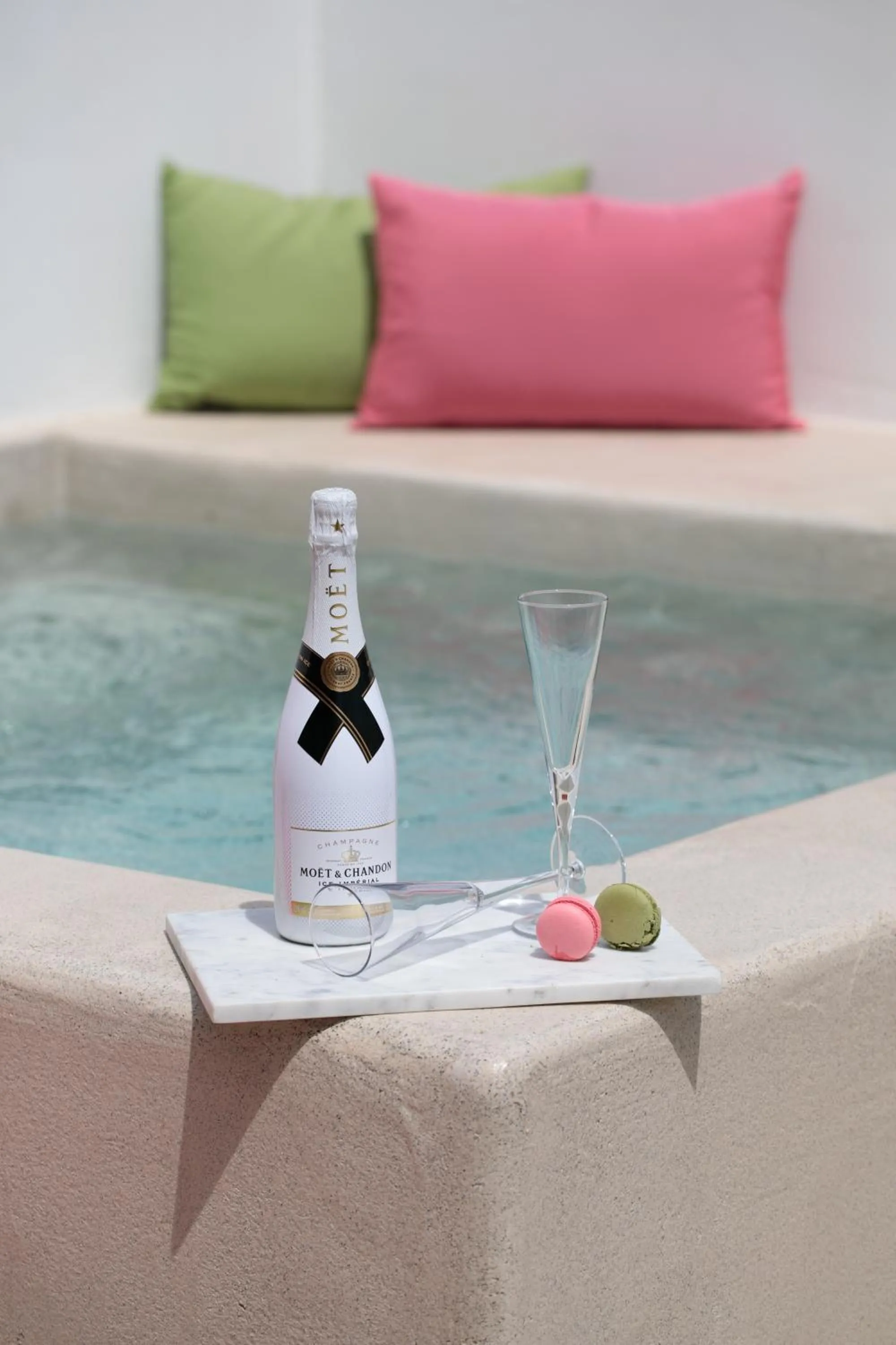 Hot Tub in Iphimedeia Luxury Hotel & Suites