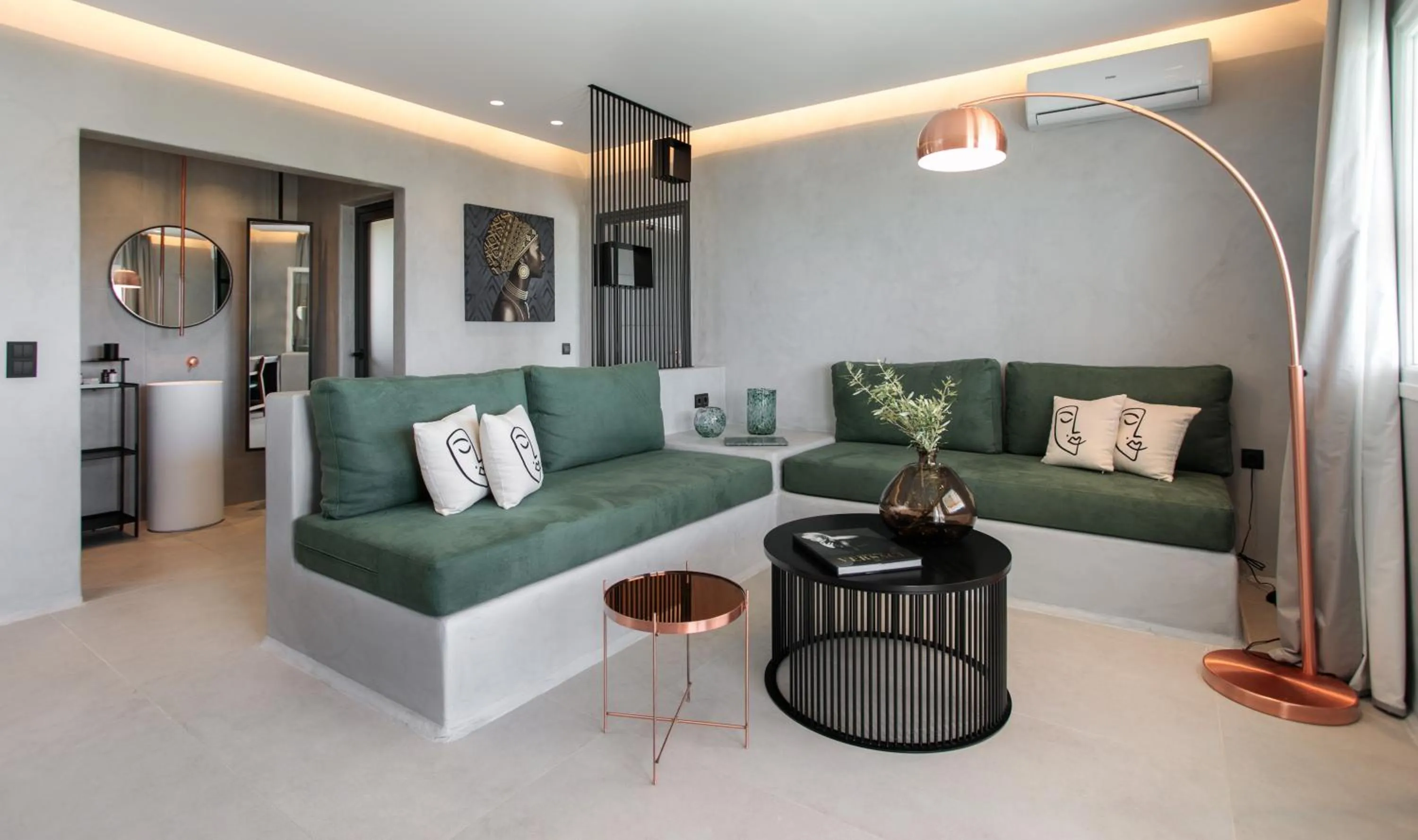 Iphimedeia Luxury Hotel & Suites