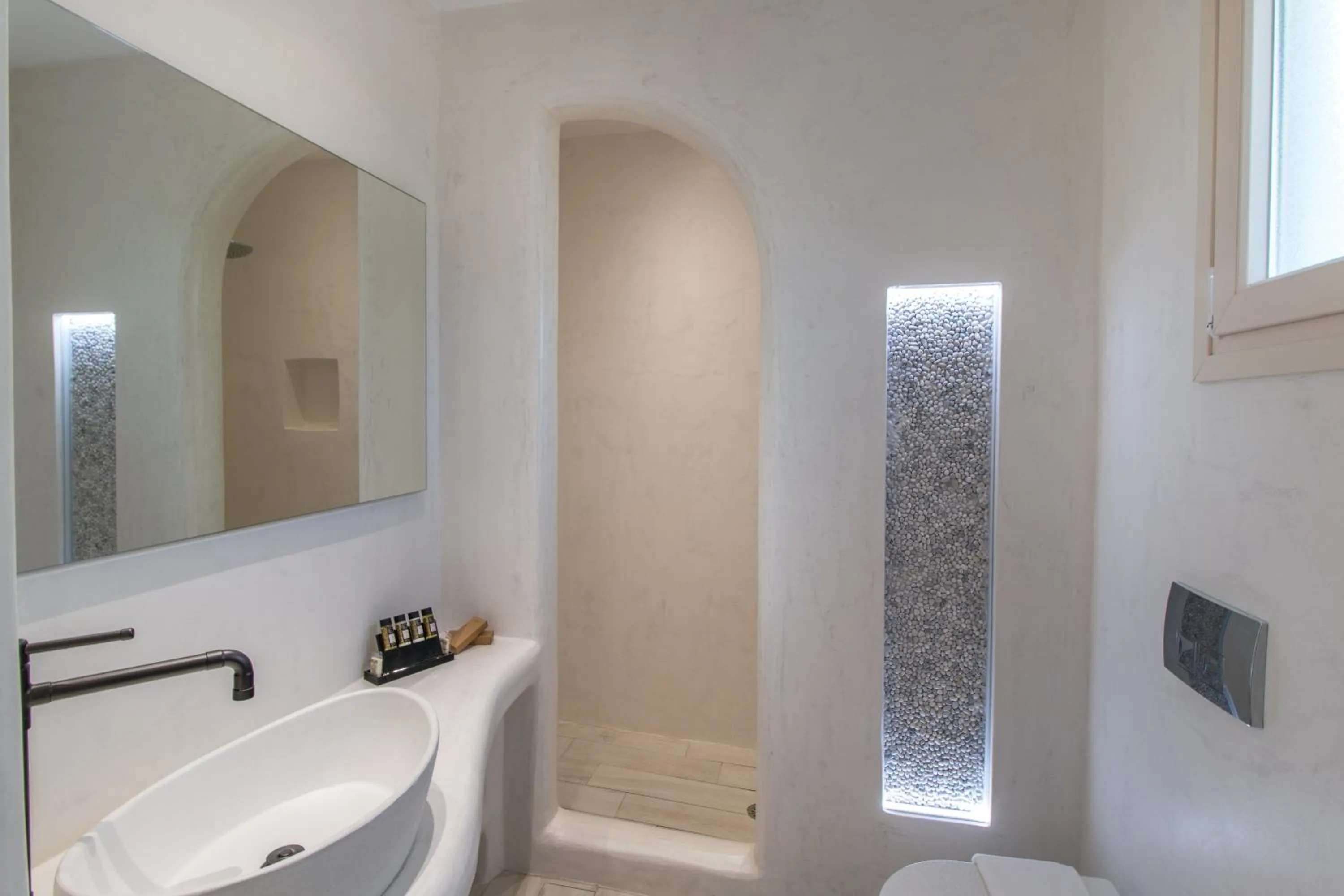 Bathroom in Iphimedeia Luxury Hotel & Suites