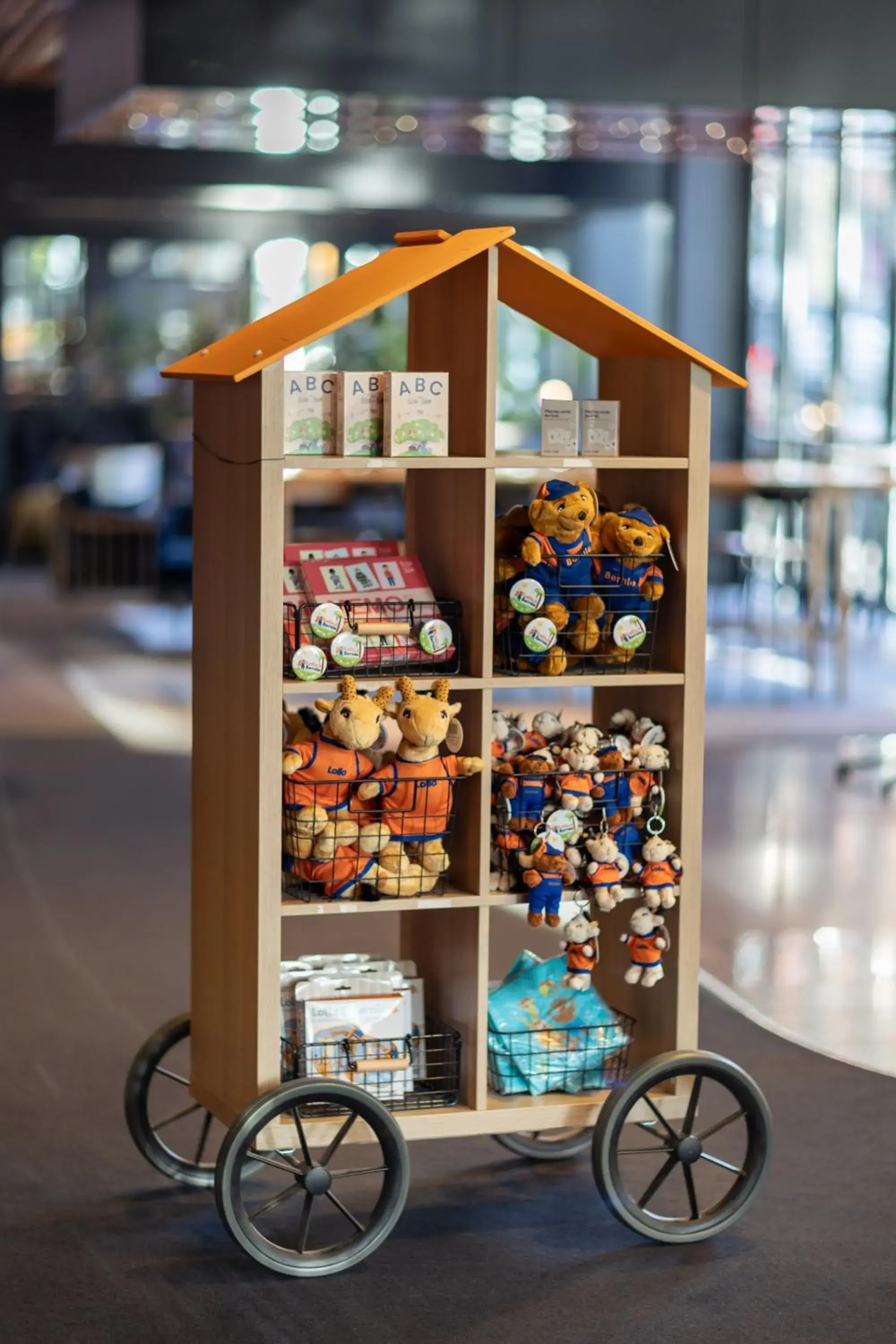 Lobby or reception in Quality Hotel 11 & Eriksbergshallen Lobby or reception in Quality Hotel 11 & Eriksbergshallen