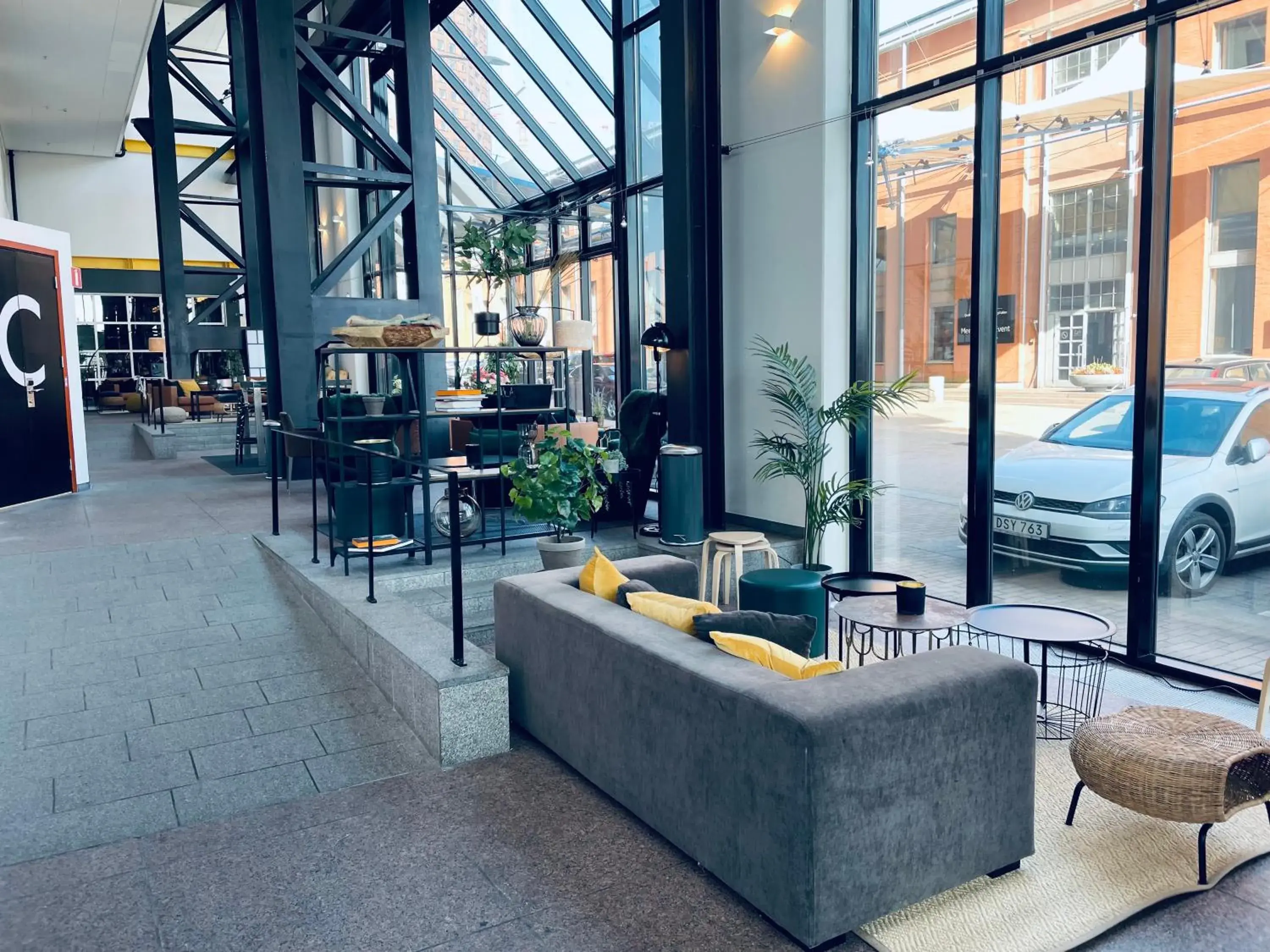 Lobby or reception in Quality Hotel 11 & Eriksbergshallen Lobby or reception in Quality Hotel 11 & Eriksbergshallen