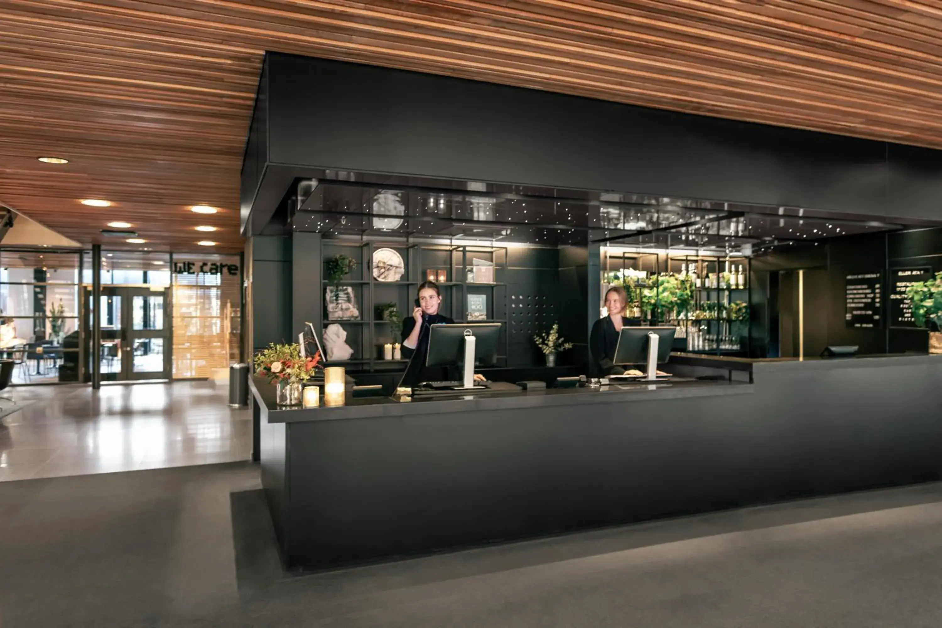 Lobby or reception in Quality Hotel 11 & Eriksbergshallen Lobby or reception in Quality Hotel 11 & Eriksbergshallen