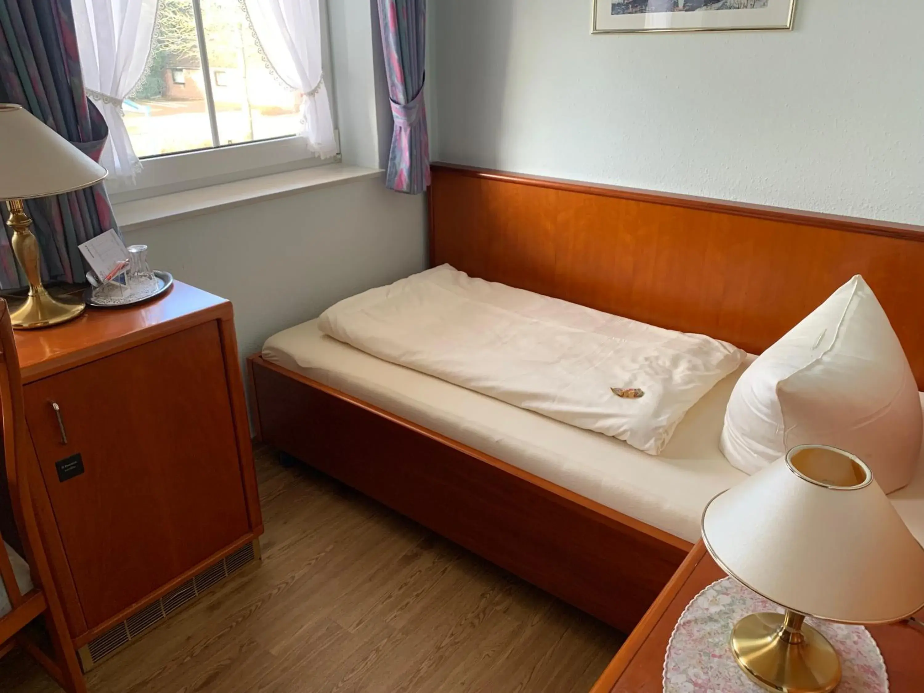 Single Room in Hotel Flora Single Room in Hotel Flora