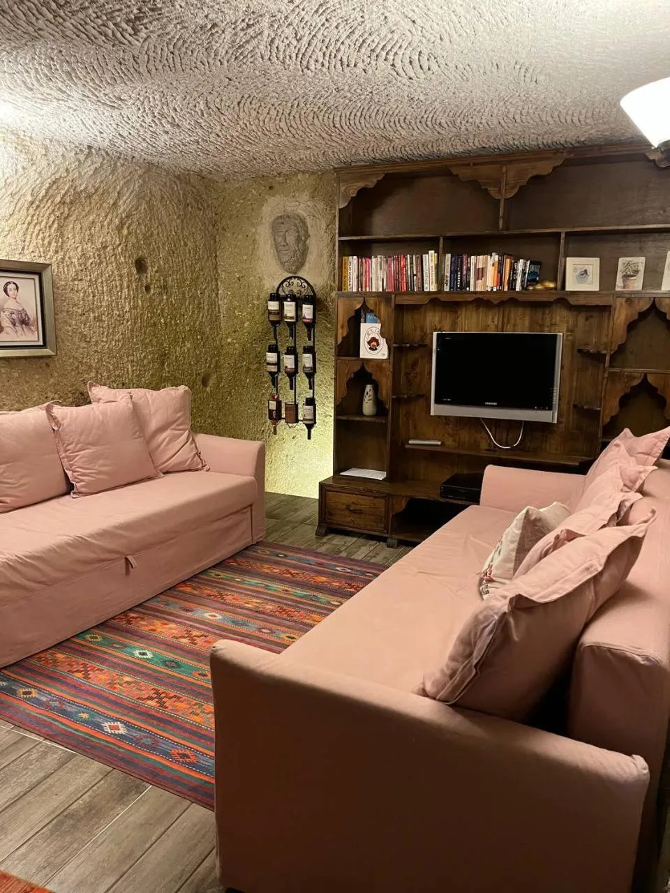 Kayhan Cave Villa