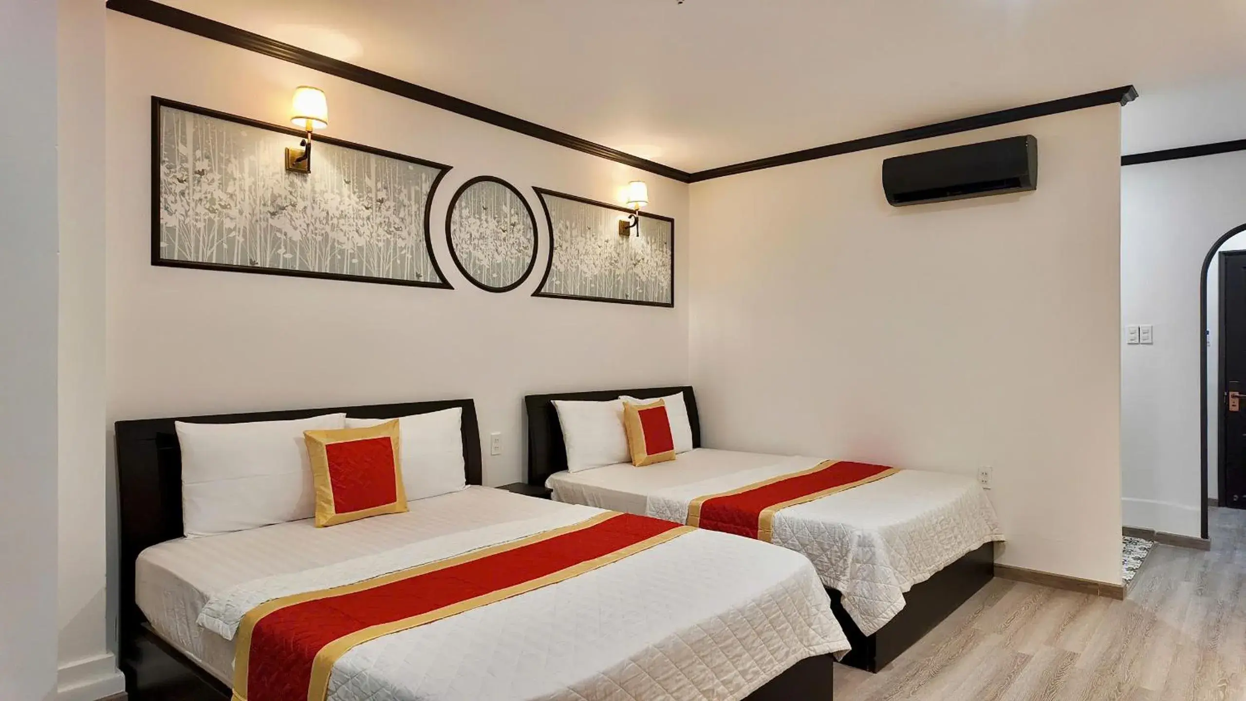 Bed in Phu Gia Hotel 193 Nguyen Thai Hoc Bed in Phu Gia Hotel 193 Nguyen Thai Hoc